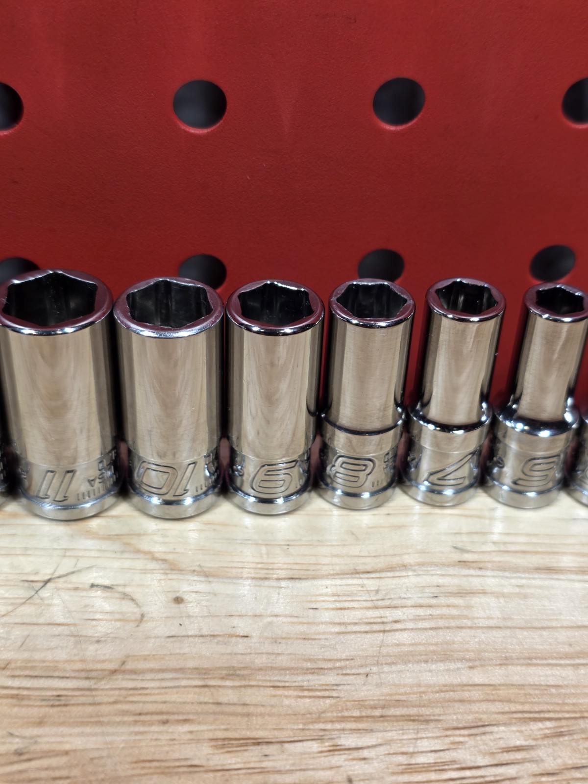 Snap-on 112YTMMSY 5mm-15mm 12-Piece 1/4″ Drive 6-Point Semi-Deep FDX Socket Set