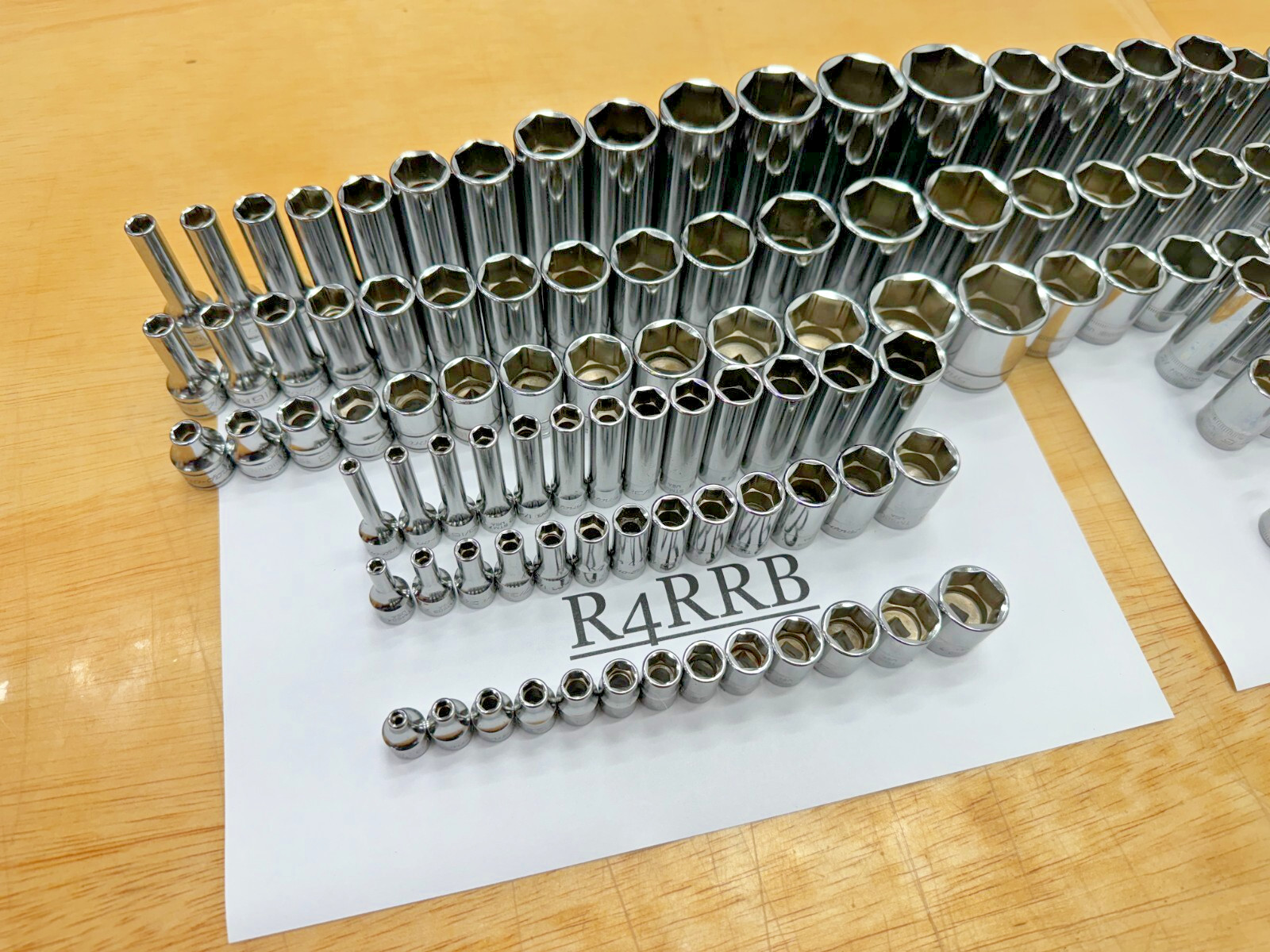 Snap-on Tools USA NEW 165pc 1/4 & 3/8″ Drives SAE & Metric 6PT MASTER SOCKET SET