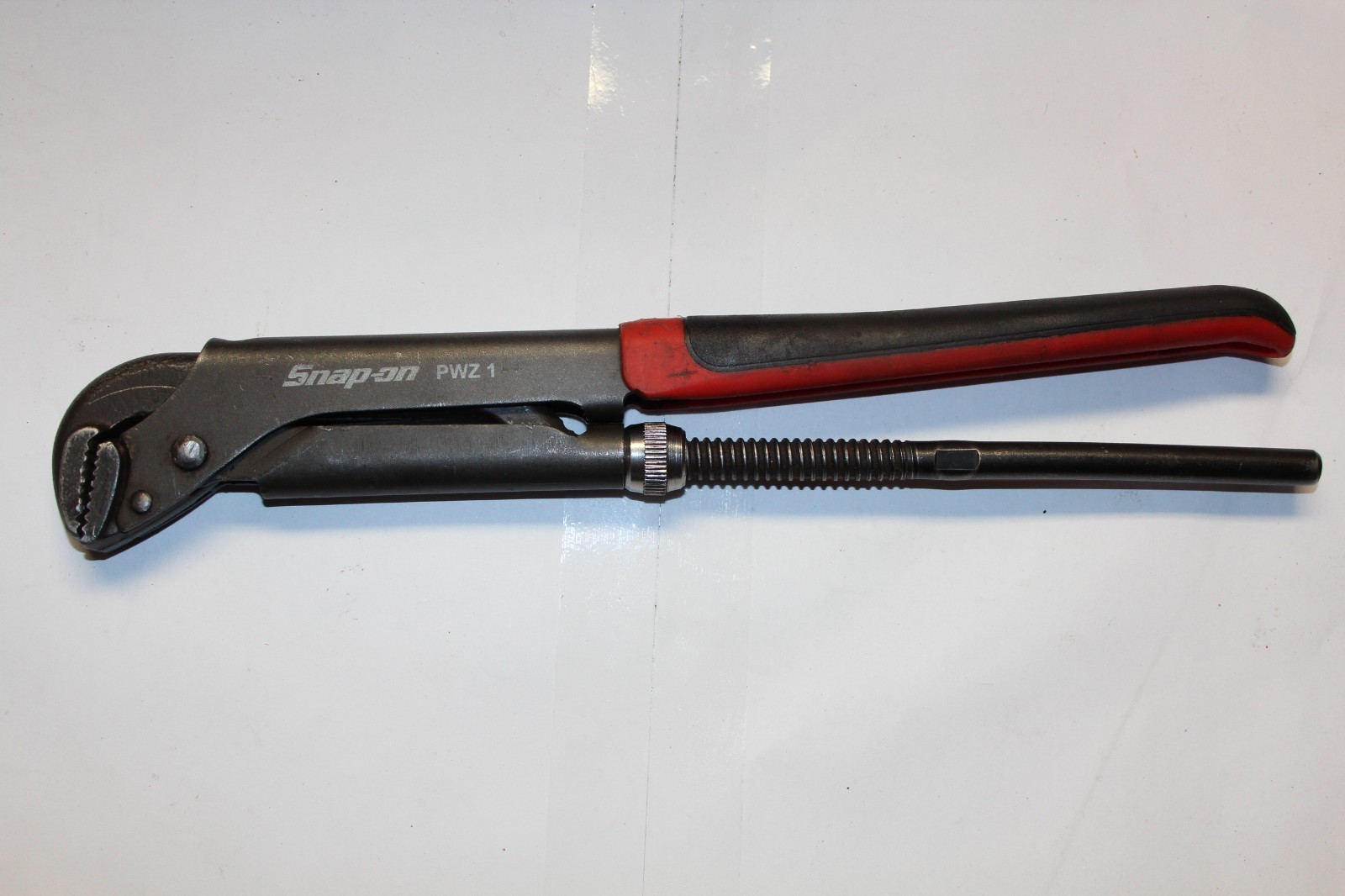 SNAP-ON TOOLS PWZ1 12-5/8″ Pliers Wrench (Red) USA