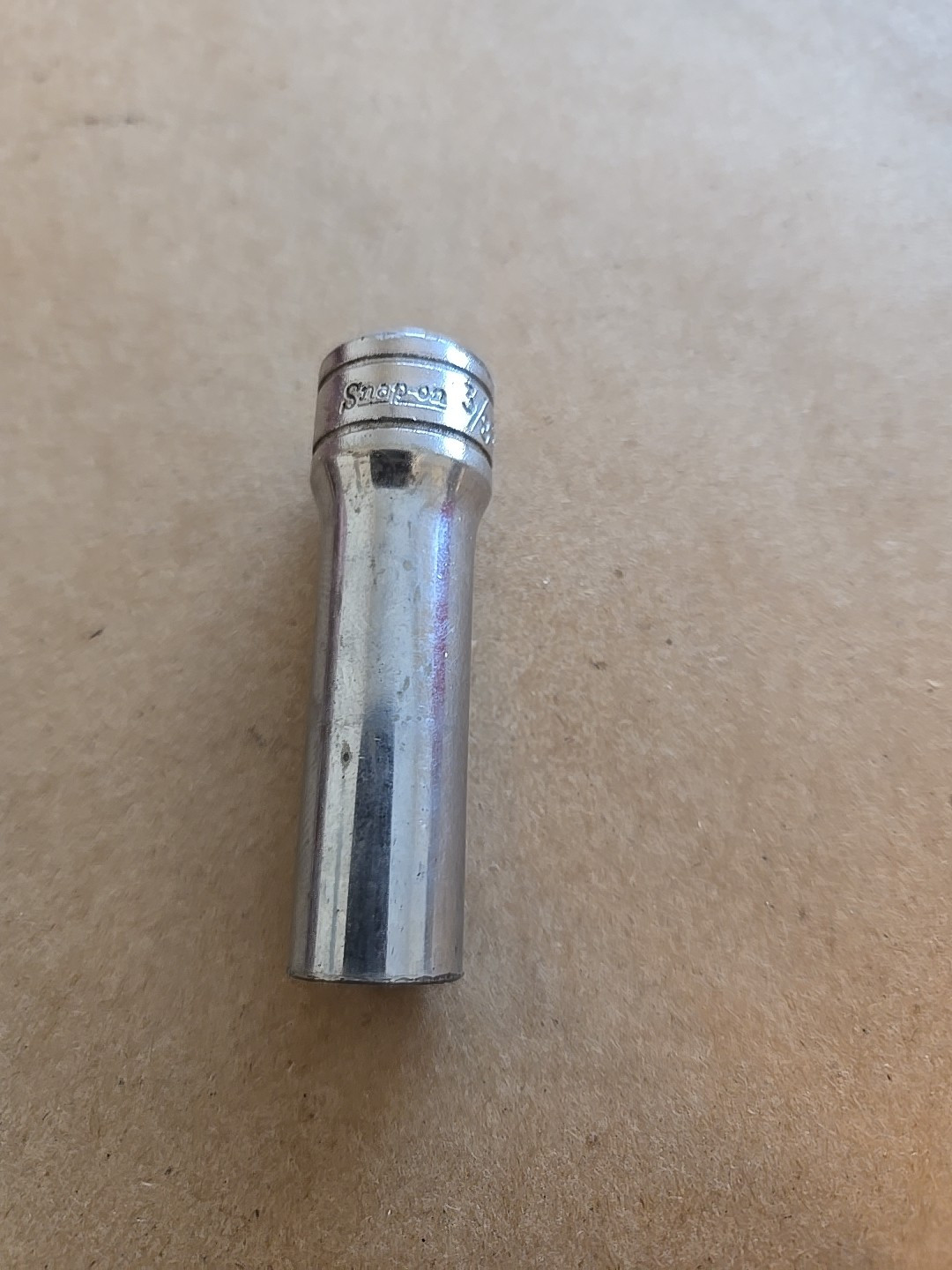 Snap On 3/8″ Drive 3/8″ 6PT SAE Deep Chrome Socket Worn SFS121
