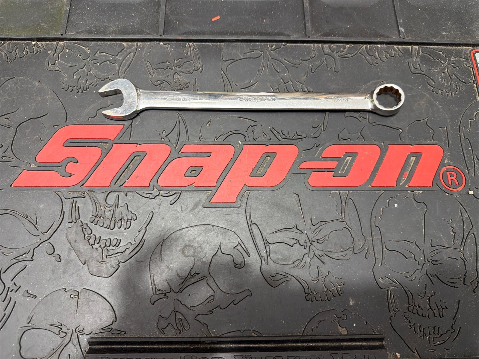 Snap On Tools Flank Drive Combination Wrench 21MM OEXM210B 12Pt READ DESCRIPTION