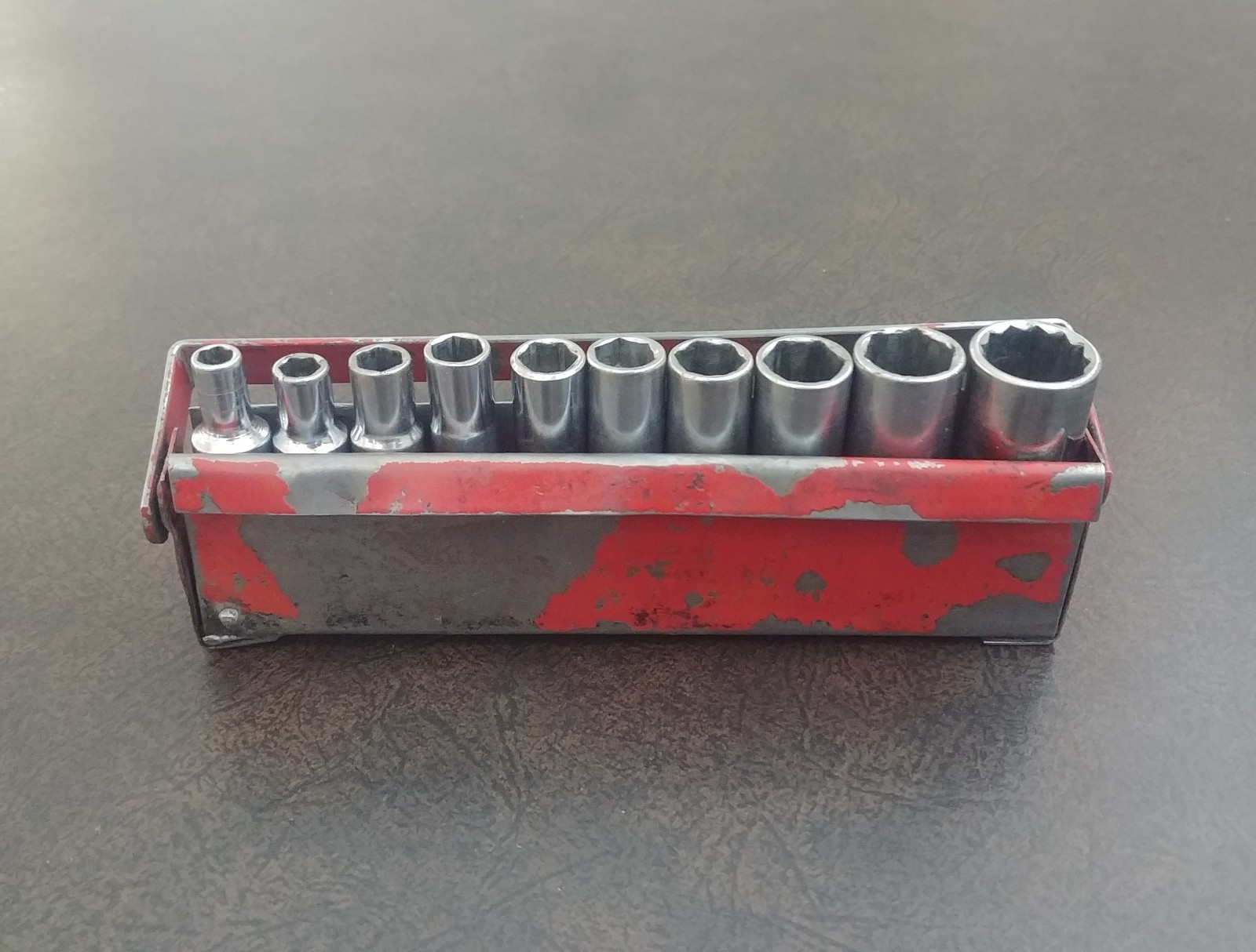 MAC Tools 1/4″ Drive 10pc Socket Set Deep Well w/ Metal Case 1 Matco Replacement