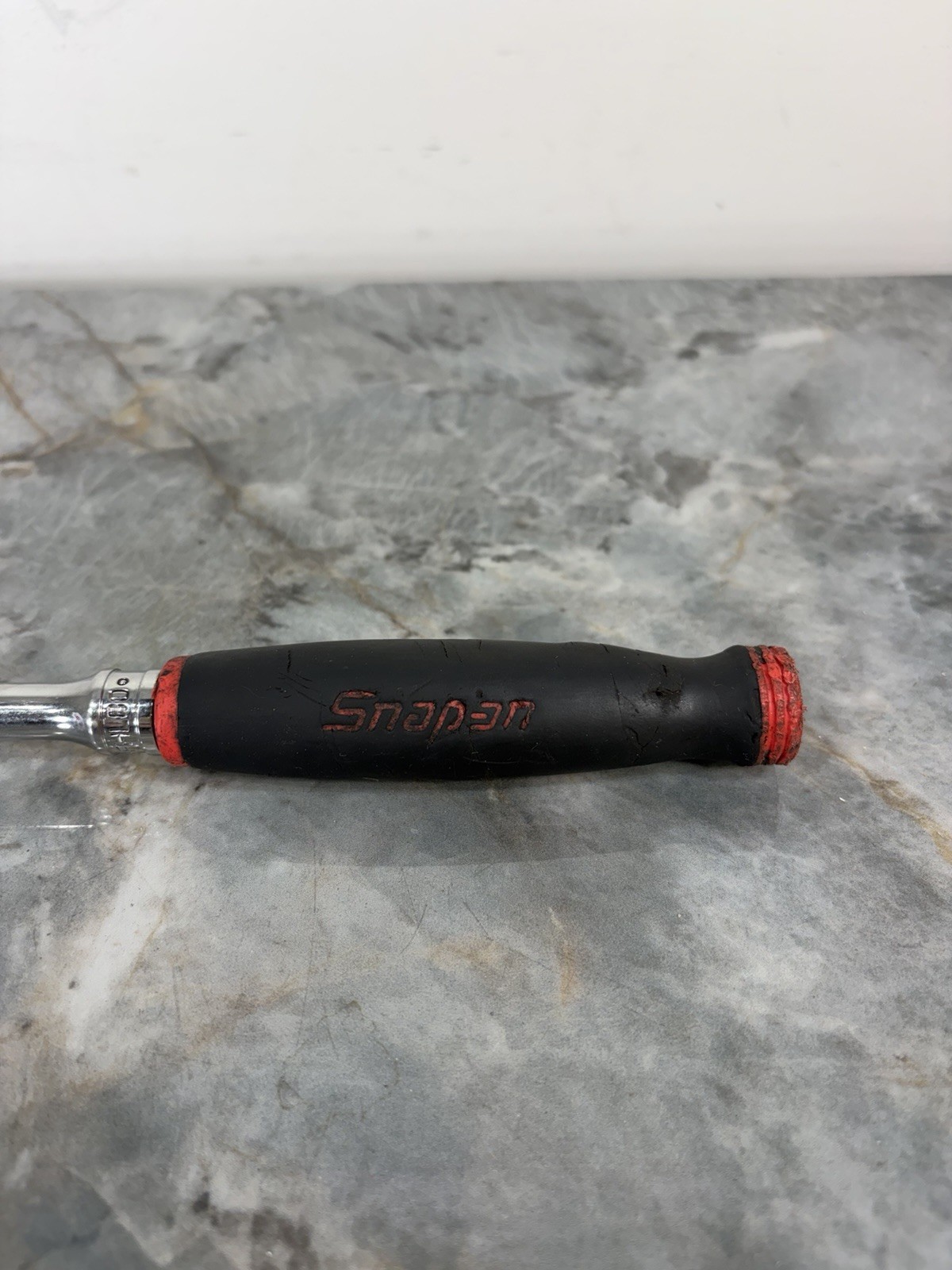 Snap-On FHL80 3/8″ Soft-Grip Long-Handle Ratchet – Red
