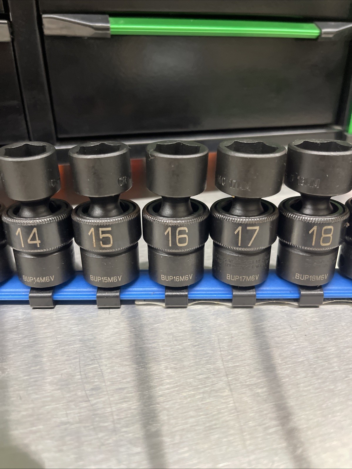 NEW! Matco Tools SBUPM106V 10pc 3/8″ Dr Metric 6 Pt ADV Swivel Impact Socket Set