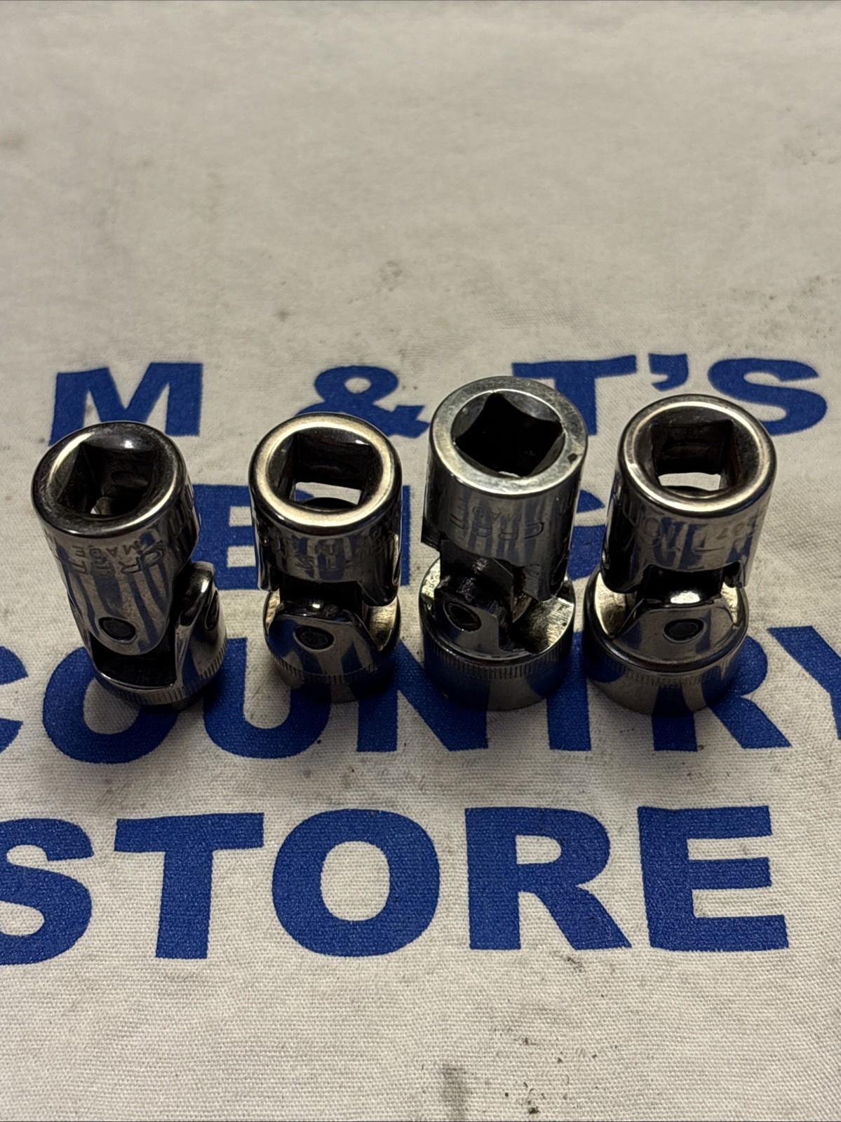 Craftsman USA 3/8″ Drive 4pc Metric 6pt Flex Head Socket Set 10, 12, 15 & 16mm