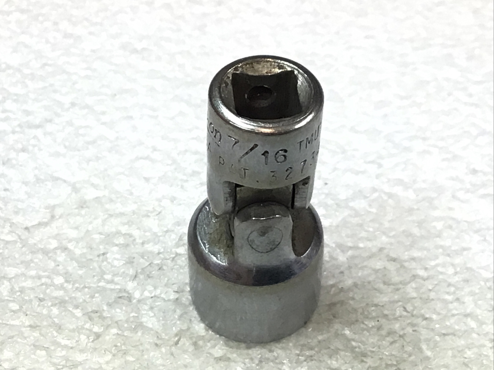 Snap On TMU141 – 7/16”, SAE, 1/4″ Dr., Chrome, 12Pt., Swivel Socket-USA-NICE-