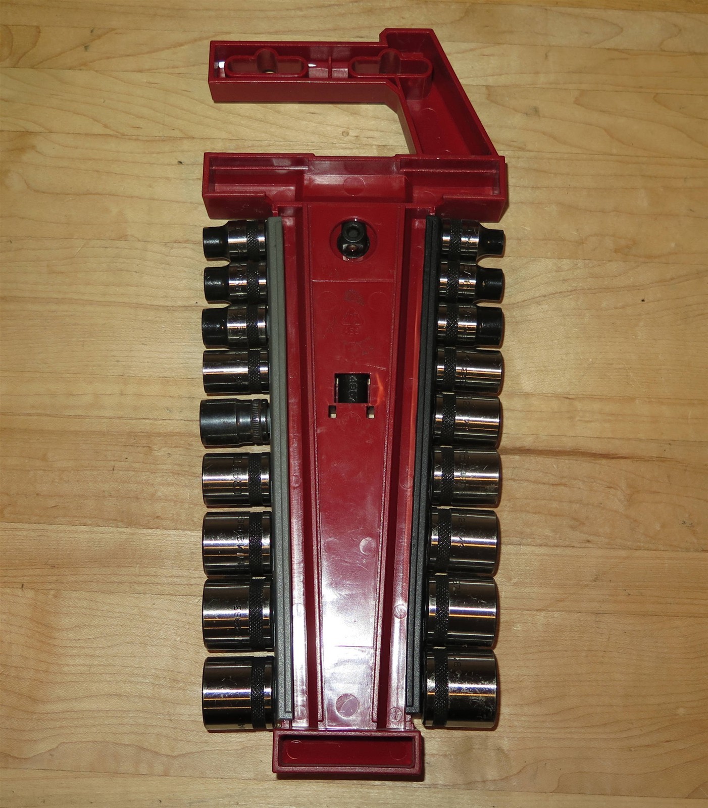 Craftsman 24963 19-Piece SAE+Metric 3/8″-Drive Ratchet Spline Socket Set – READ!