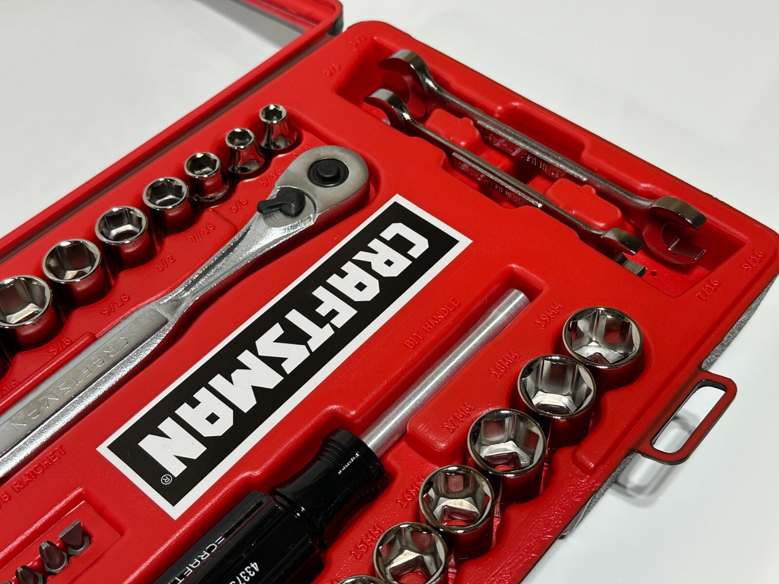 Craftsman SEARS USA 33429 G SERIES 29pc 3/8” Drive SAE Metric Socket Ratchet Set