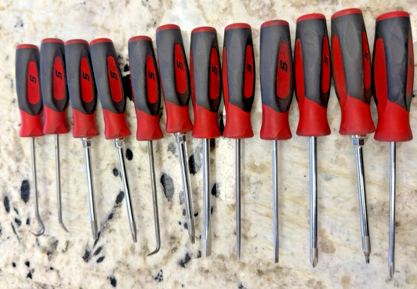 Snap On Pick Screwdriver Torx Set Red PAK562420 Pouch 12 Piece Set As Pictured..
