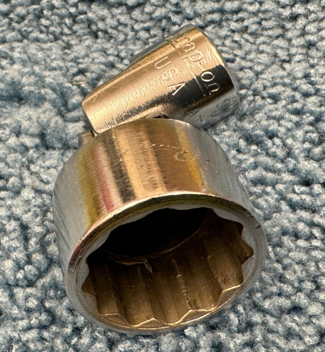 Snap-on 1/4″ Drive 12 Point SAE 9/16″ Shallow Universal Swivel Socket TMU181