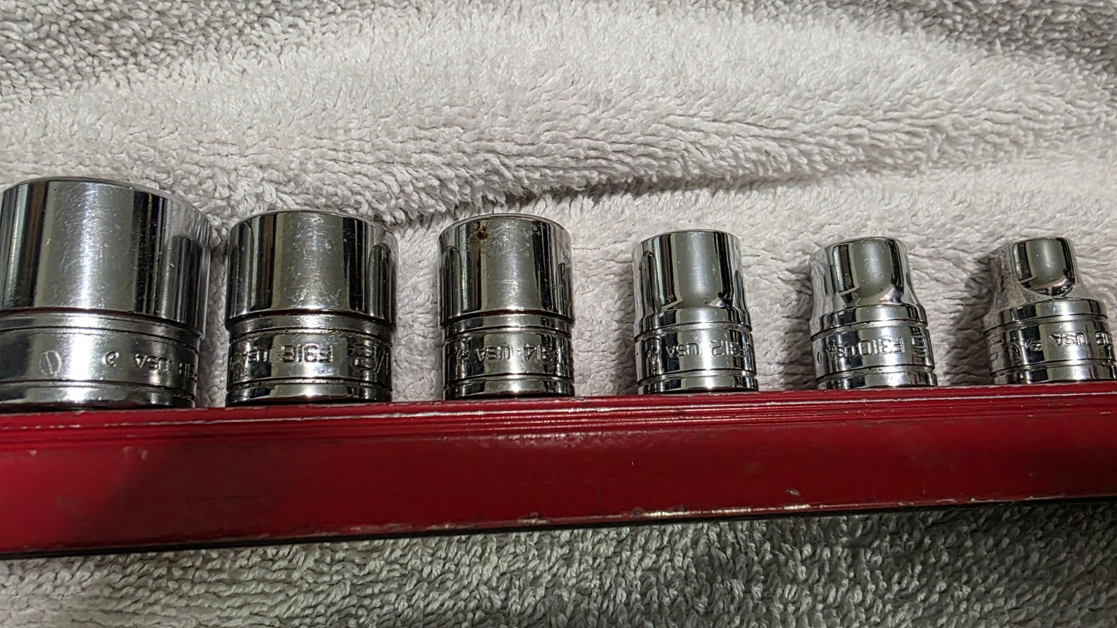 Snap-on 3/8″ Drive 8-Point SAE Double Square Socket Set. 1/4″ -9/16″ F308 – F318