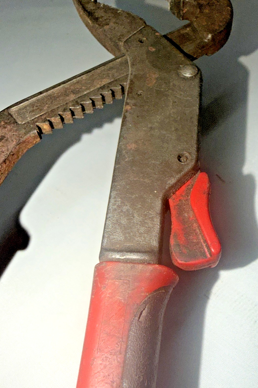 BLUE-POINT 12″ ADJUSTABLE JOINT PLIERS AP12