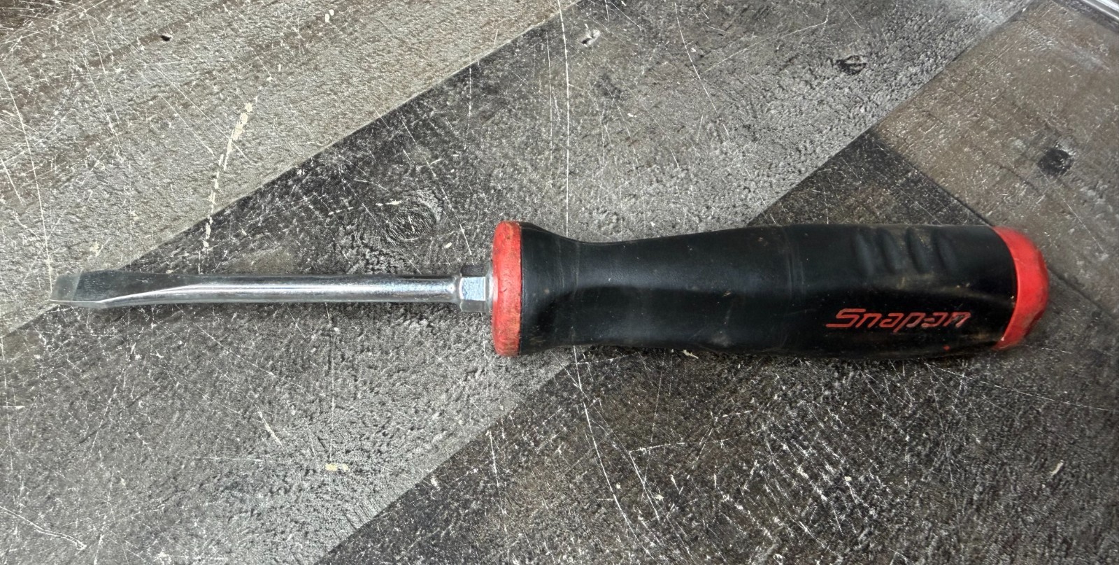 Snap-on Flat Slotted Screwdriver Hex Bolster Red Black Soft Grip Handle USA