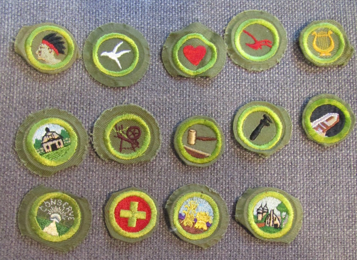 1937-1961 Boy Scouts of America Khaki Narrow Crimped Merit Badge