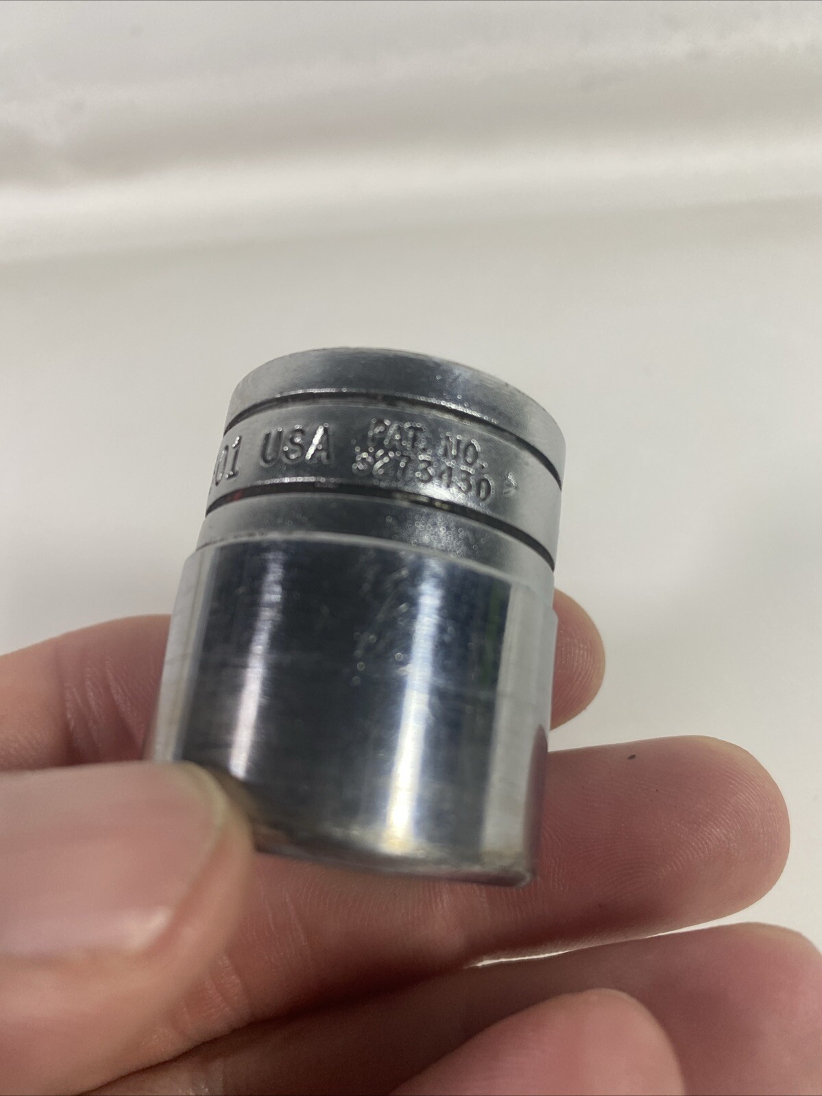 Snap-On Tools SW301 1/2″ Drive 12-Point SAE 15/16″ Shallow Standard Socket USA