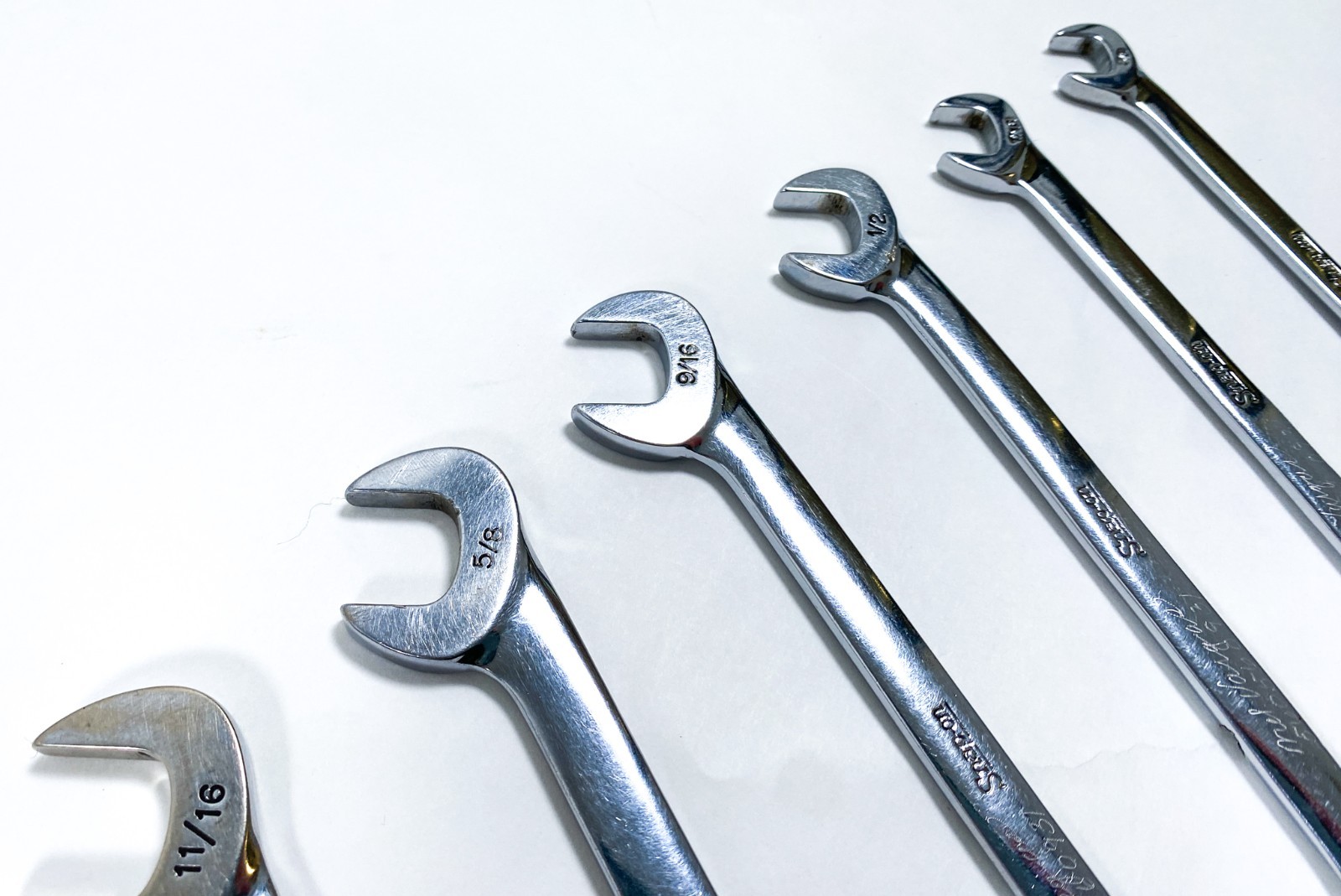 SNAP ON TOOLS USA 13-PIECE SAE 4 Way Open End Angle Wrench Set 3/8″ – 1-1/8″