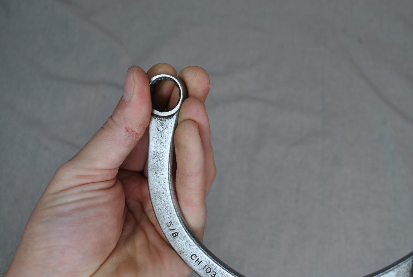 New Britain USA CH-103 Half Moon Manifold / Obstruction 5/8 x 3/4 Wrench