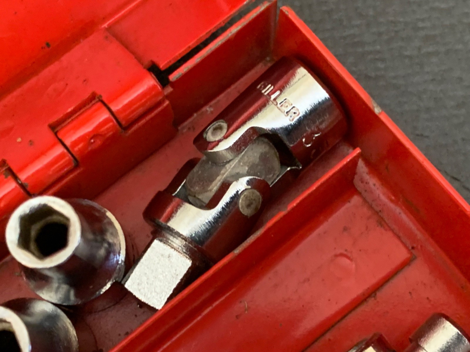 Vintage Giller 16PC 1/4 Dr 1/2″ – 3/16″ SAE Socket Set (NO RATCHET) Made in USA