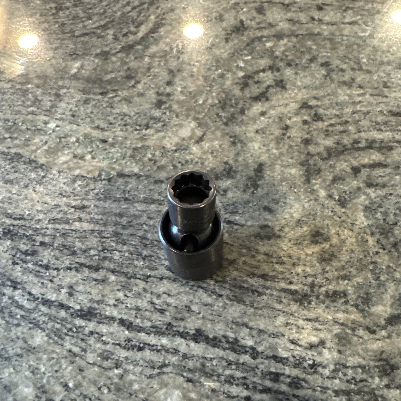Snap-On ipdfm12a 3/8” drive 12mm 12 pt. metric shallow swivel impact socket new