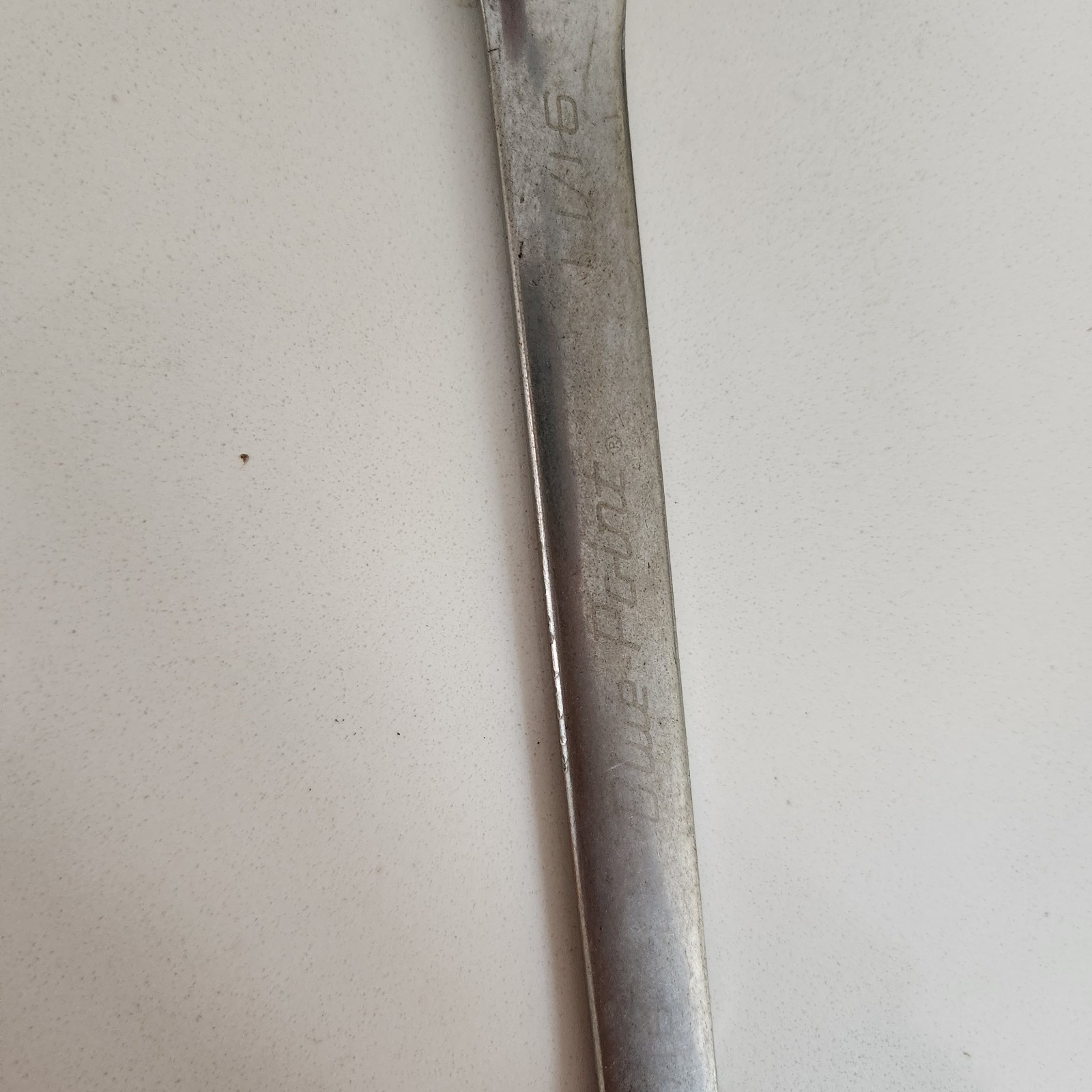 Blue Point BOER22 SAE 11/16 12 Point Reversible Ratcheting Combination Wrench