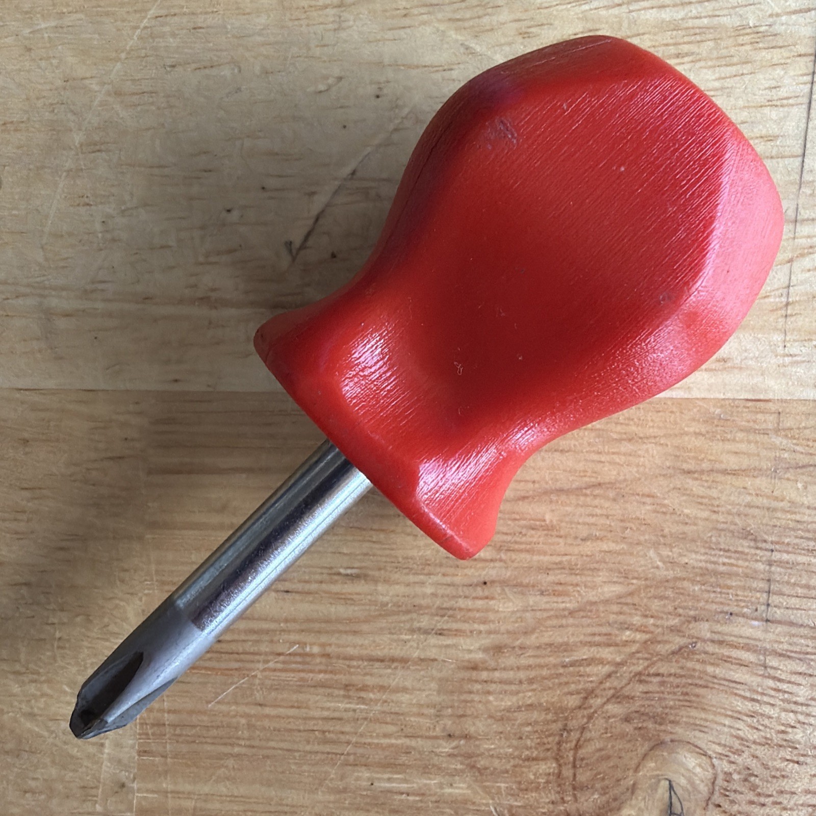 Snap On Tools P2 No. 2 Short Stubby Phillips Screwdriver Red SDDP22 USA READ!