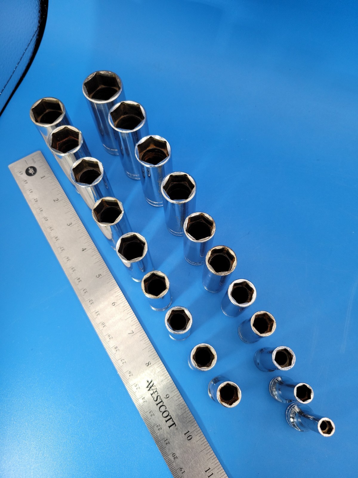 Snap-on Socket Set ⅜” Dr 10mm to 19mm ¼» to ⅞» 6 Pt 20 Pcs SFSM SFS Series T-4-1
