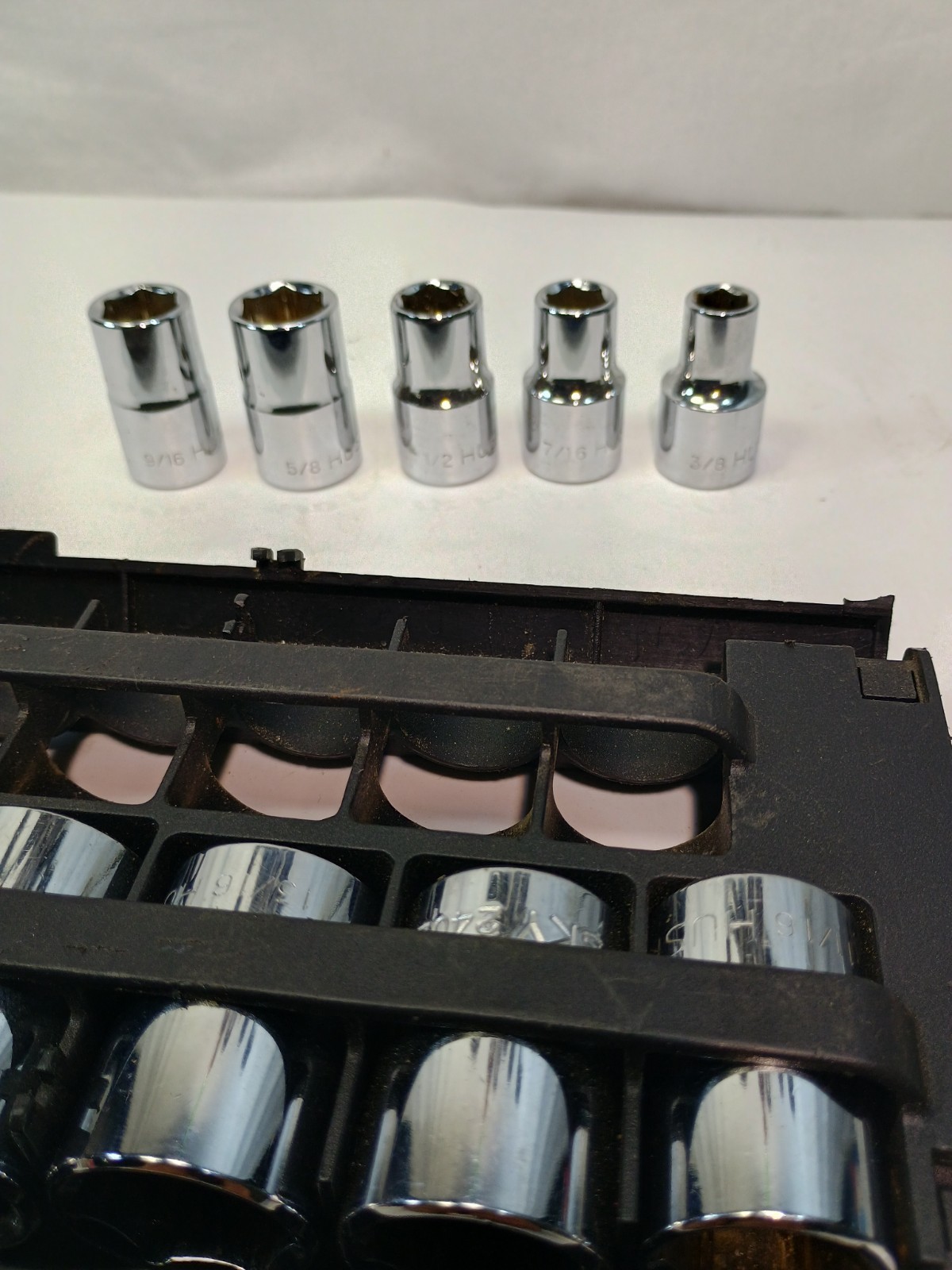 Husky 10 Piece Socket Set, 6 Point 1/2″ Drive