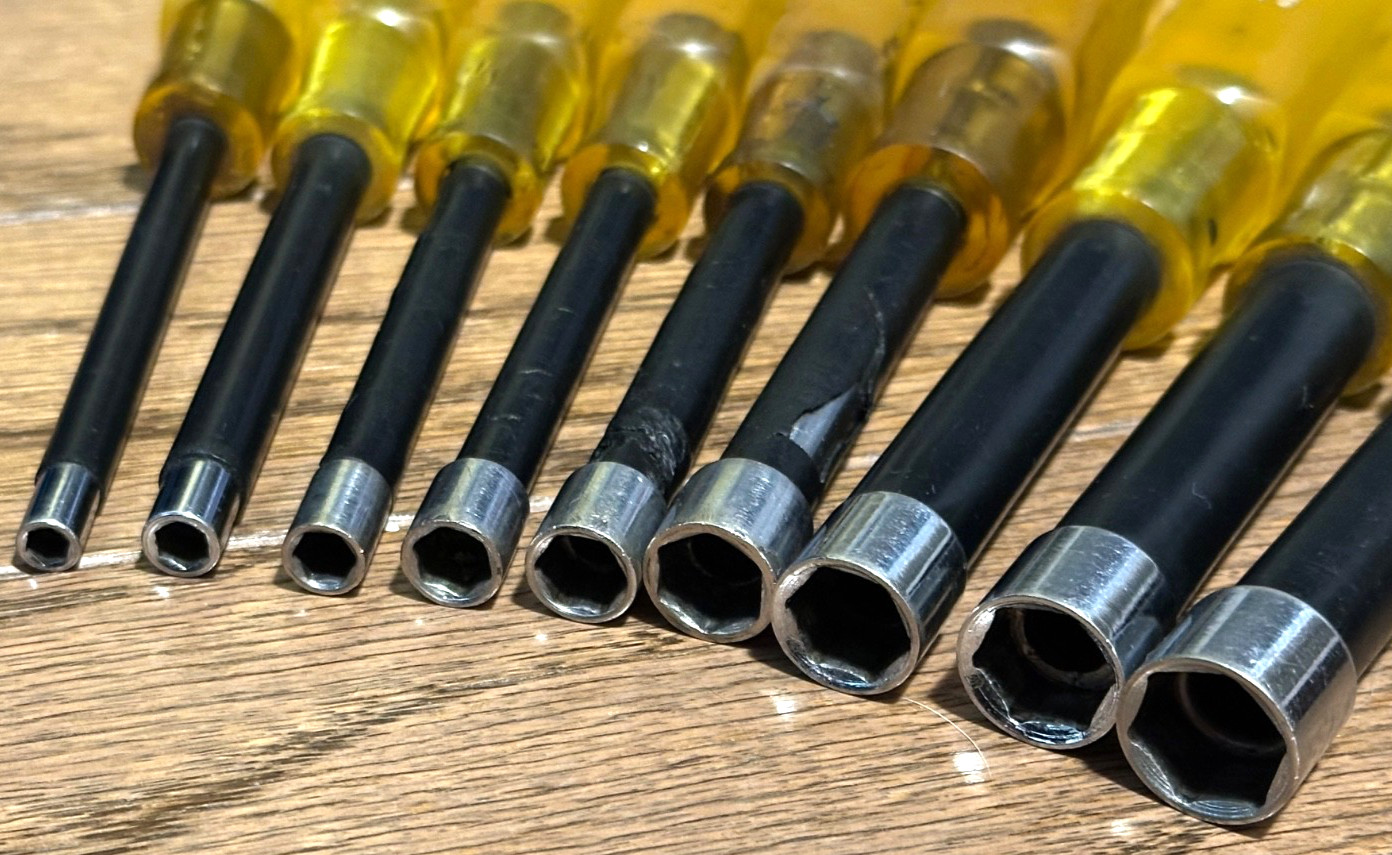 🇺🇸 SNAP ON Tools Covered Shaft Nut Driver METRIC Screwdriver Set Lot Yellow