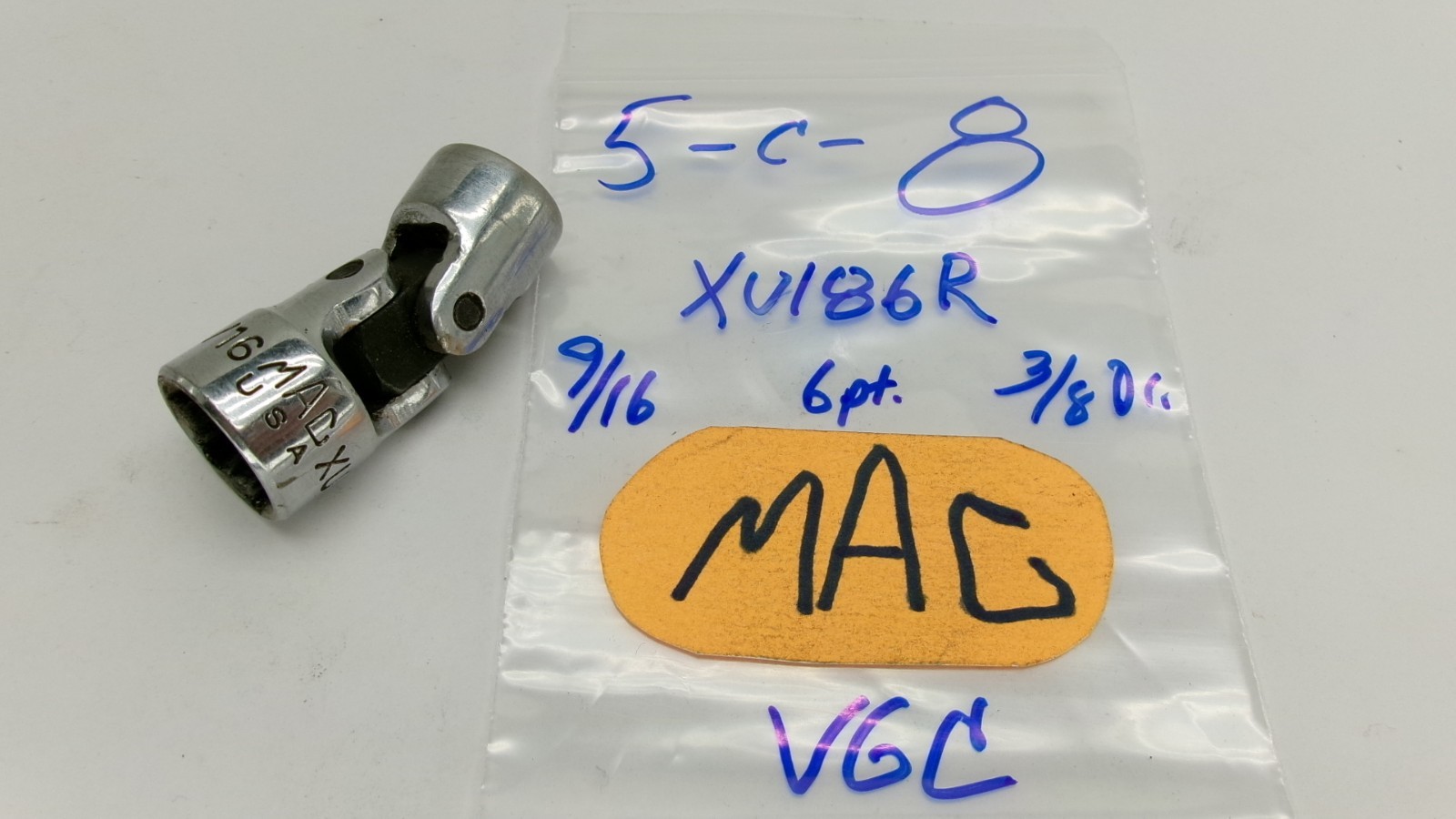 Mac tools USA 3/8″ drive 9/16” SAE 6 point Universal Swivel Socket XU186R Nice!