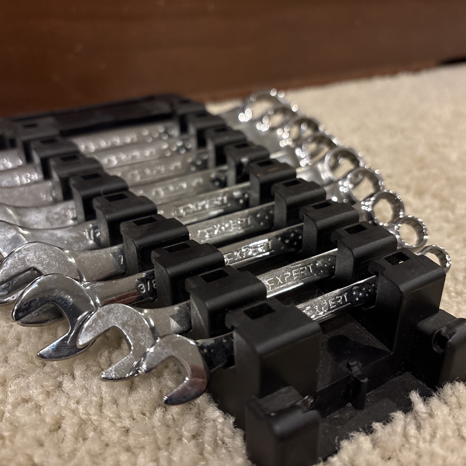 NEW Mac Tools EXPERT Series 9 pc. 1/4” –3/4” SAE 12-Point Combination Wrench Set