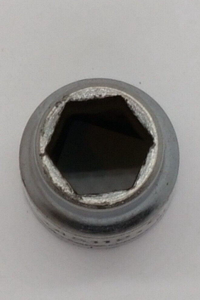 SK Wayne 3/8″ Drive 6 Point 3/8in. Shallow SAE Socket 45112 USA S574