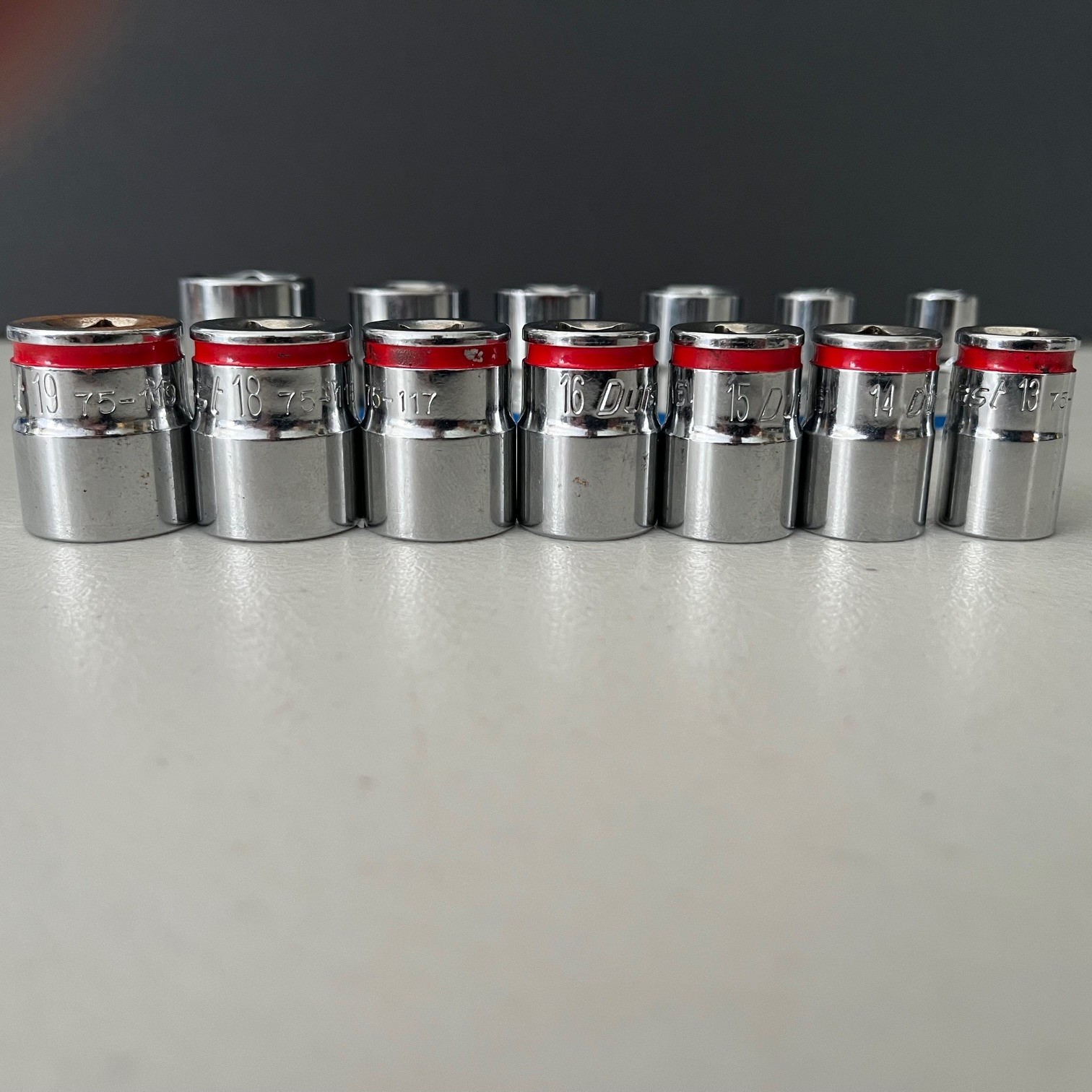 Duralast Red/Blue Sockets Metric 13-19 SAE 7/16,1/2,5/8,11/16,3/4,13/16 extra 17