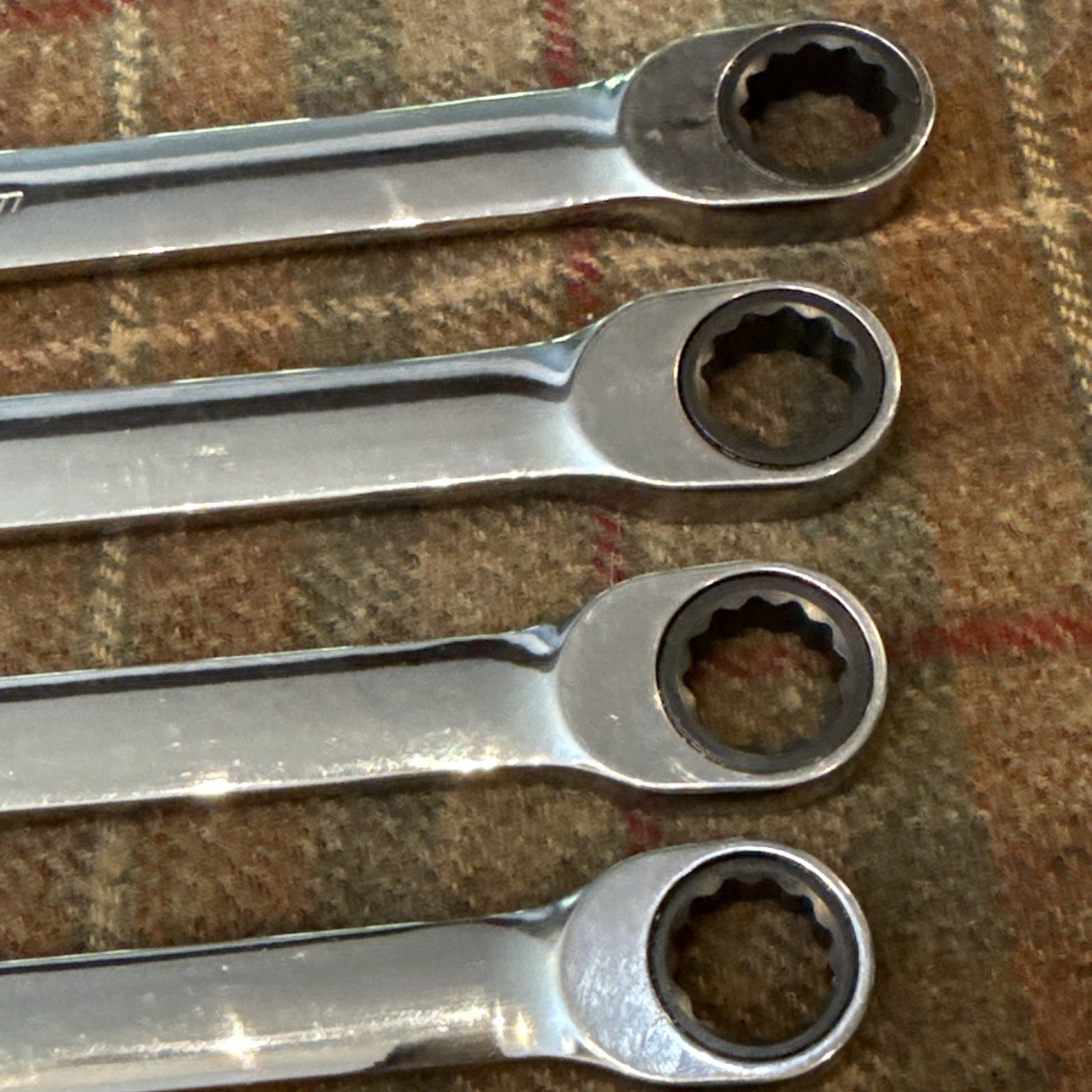 Snap-on 10pc METRIC Non-Reverse Ratcheting Combo Wrench Set SOXRM710A 10-19mm