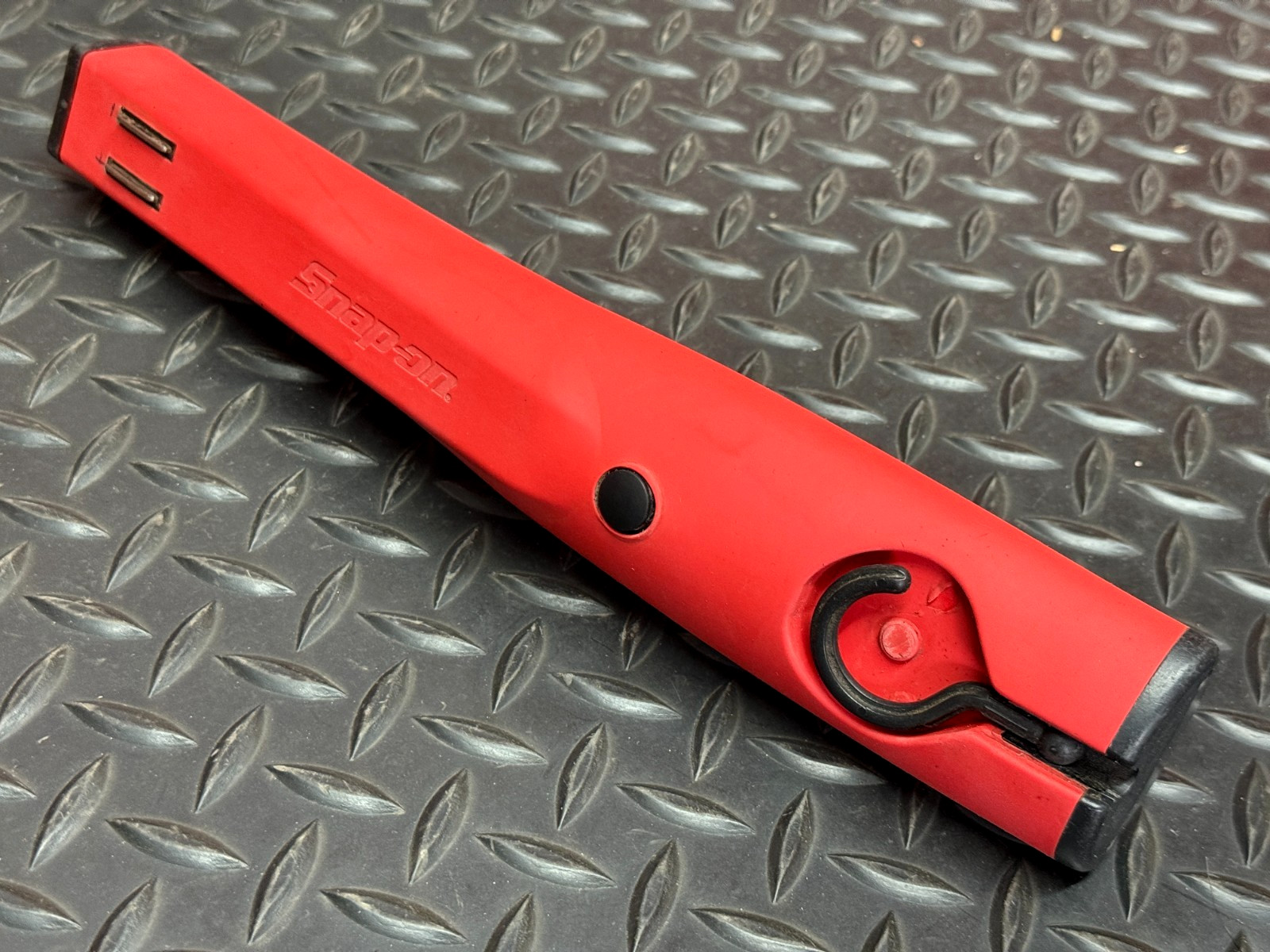 Snap on 12″ long Rechargeable LED Work Flash light No charger ECFSP30 TOOL ONLY