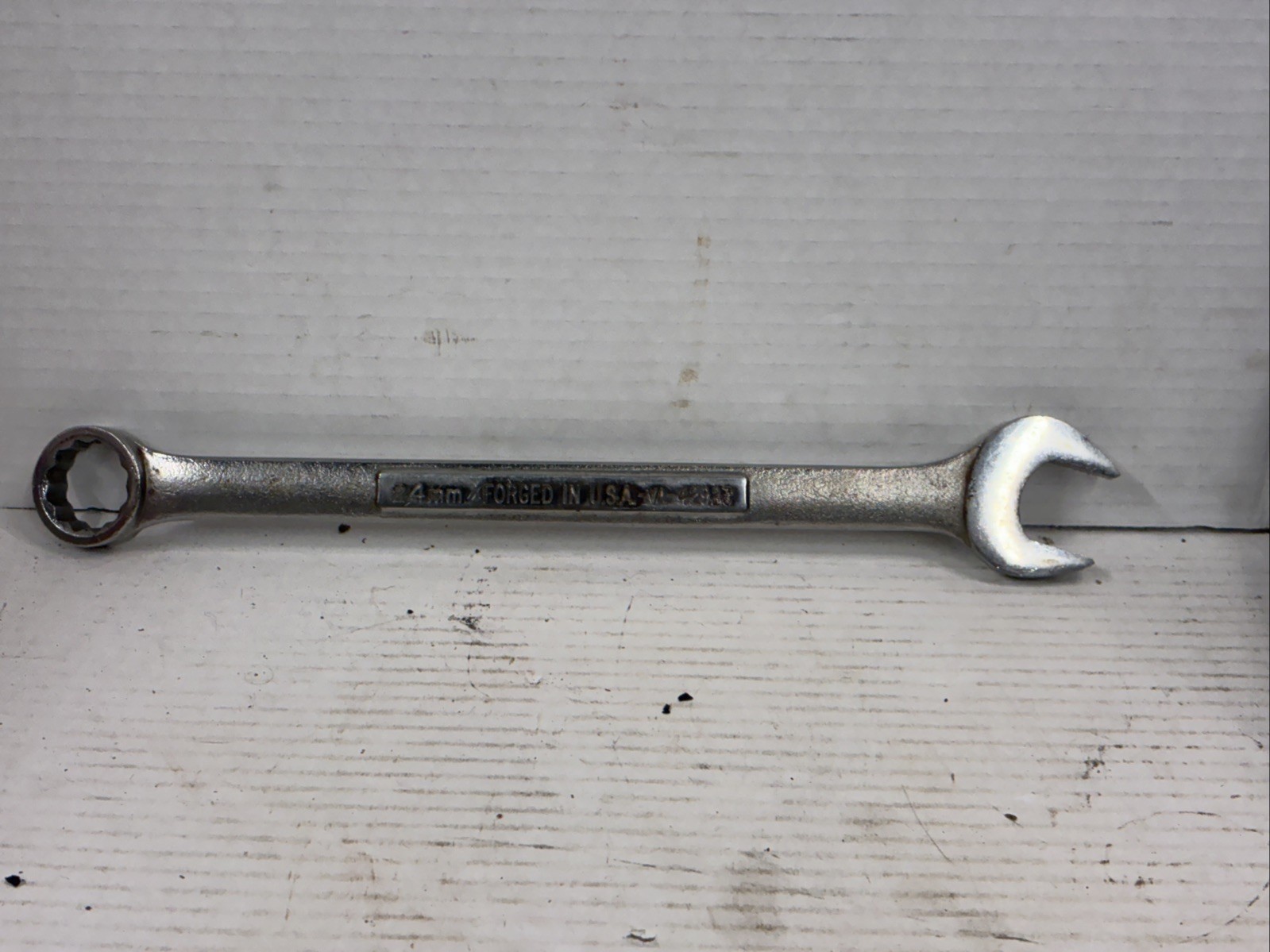 Craftsman 42923 – VA- 24mm Combination Wrench – USA