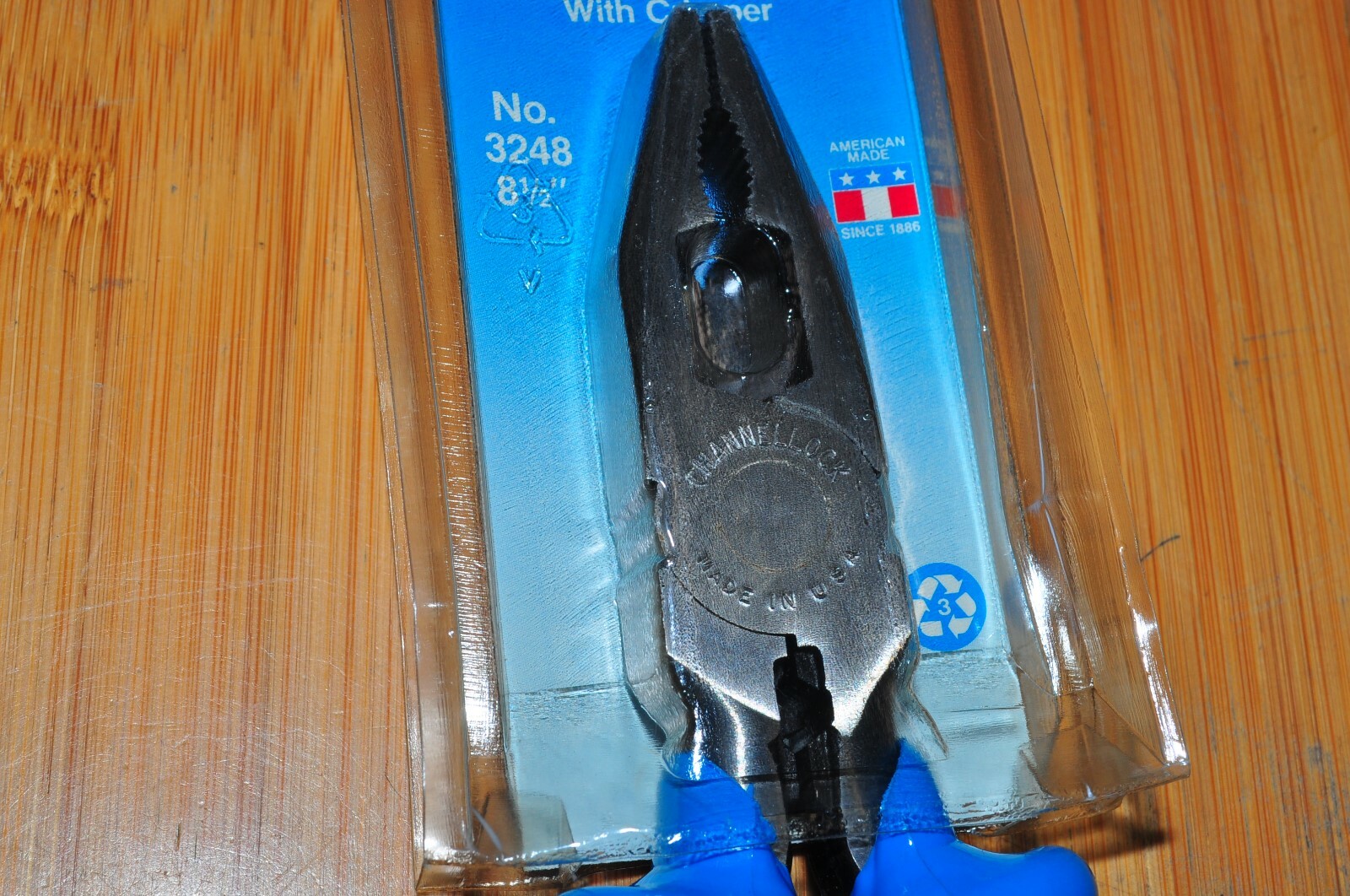 CHANNELLOCK 3248 LINEMAN’S PLIERS w/ Crimper Posi-Grip 1000V ins 8-1/2″ 216mm
