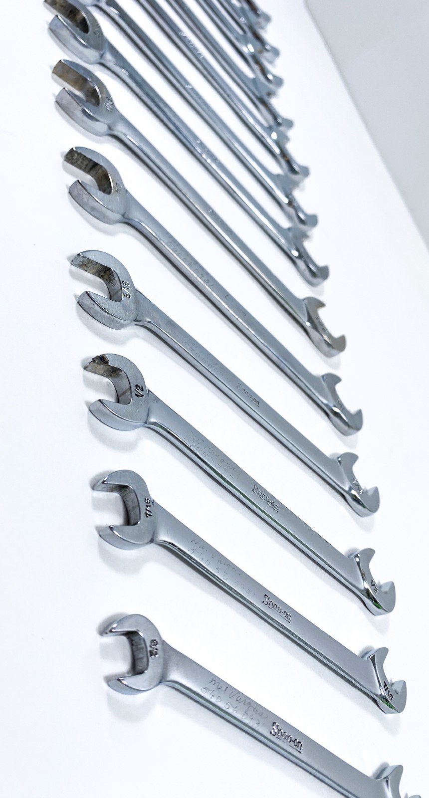 SNAP ON TOOLS USA 13-PIECE SAE 4 Way Open End Angle Wrench Set 3/8″ – 1-1/8″