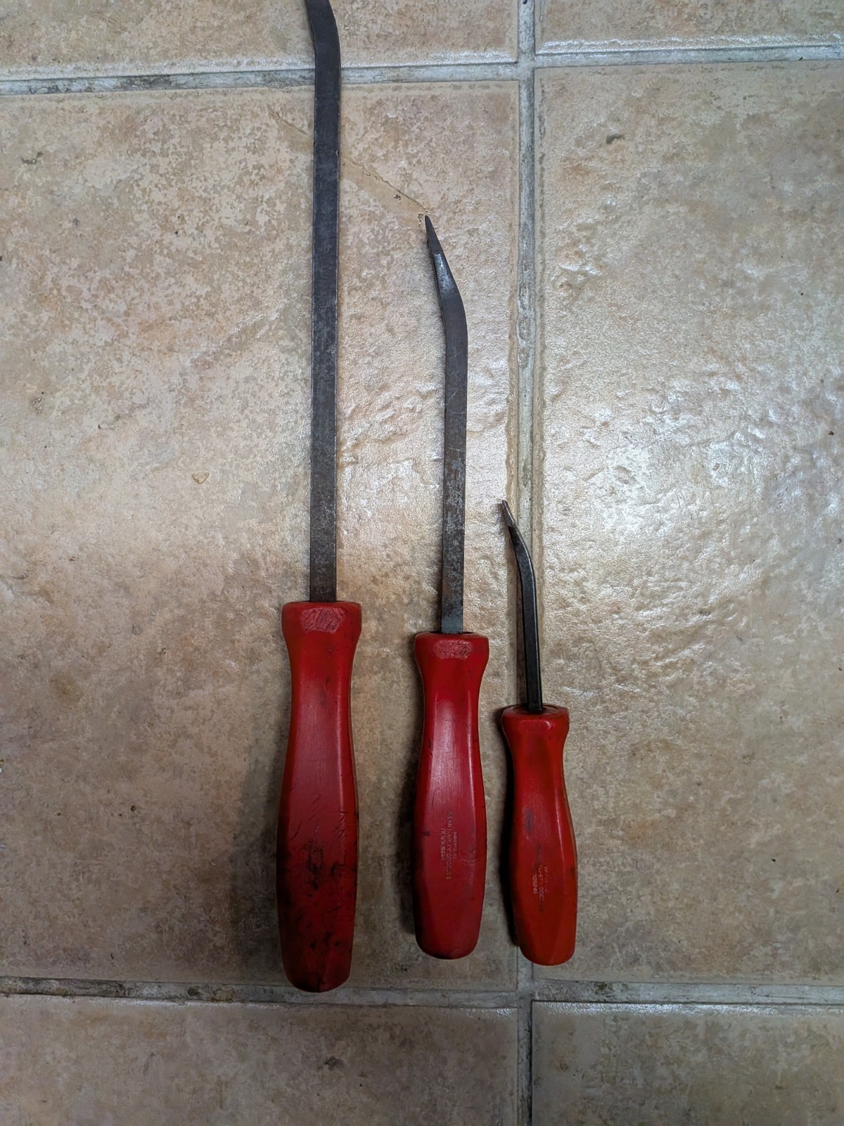 Snap-On USA RARE 3 Piece 12″, 18″, 24″ RED Hard Handle NON STRIKING Pry Bar Set