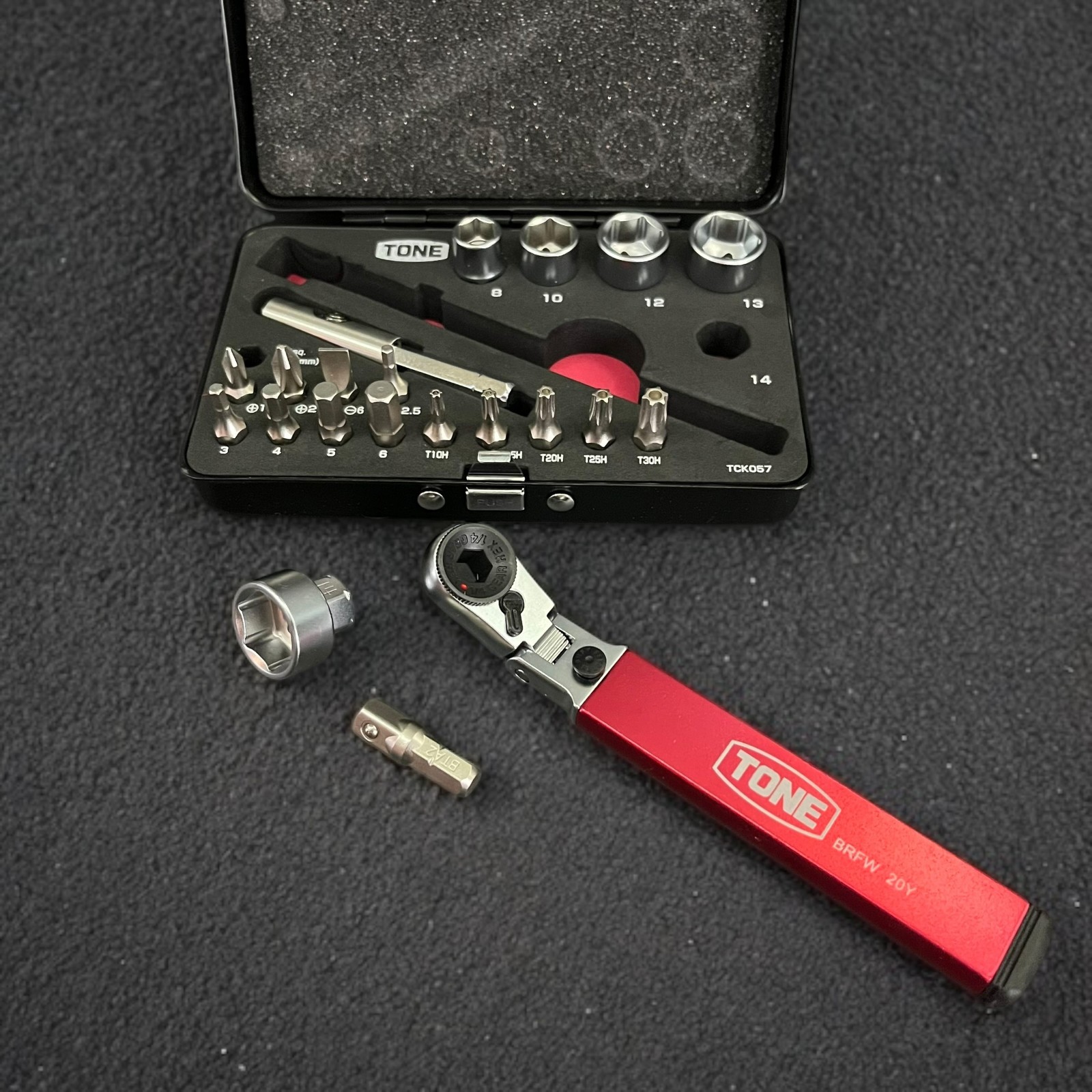 TONE L-MIX21920MBK 21-piece Socket Wrench Bit Set in black metal case