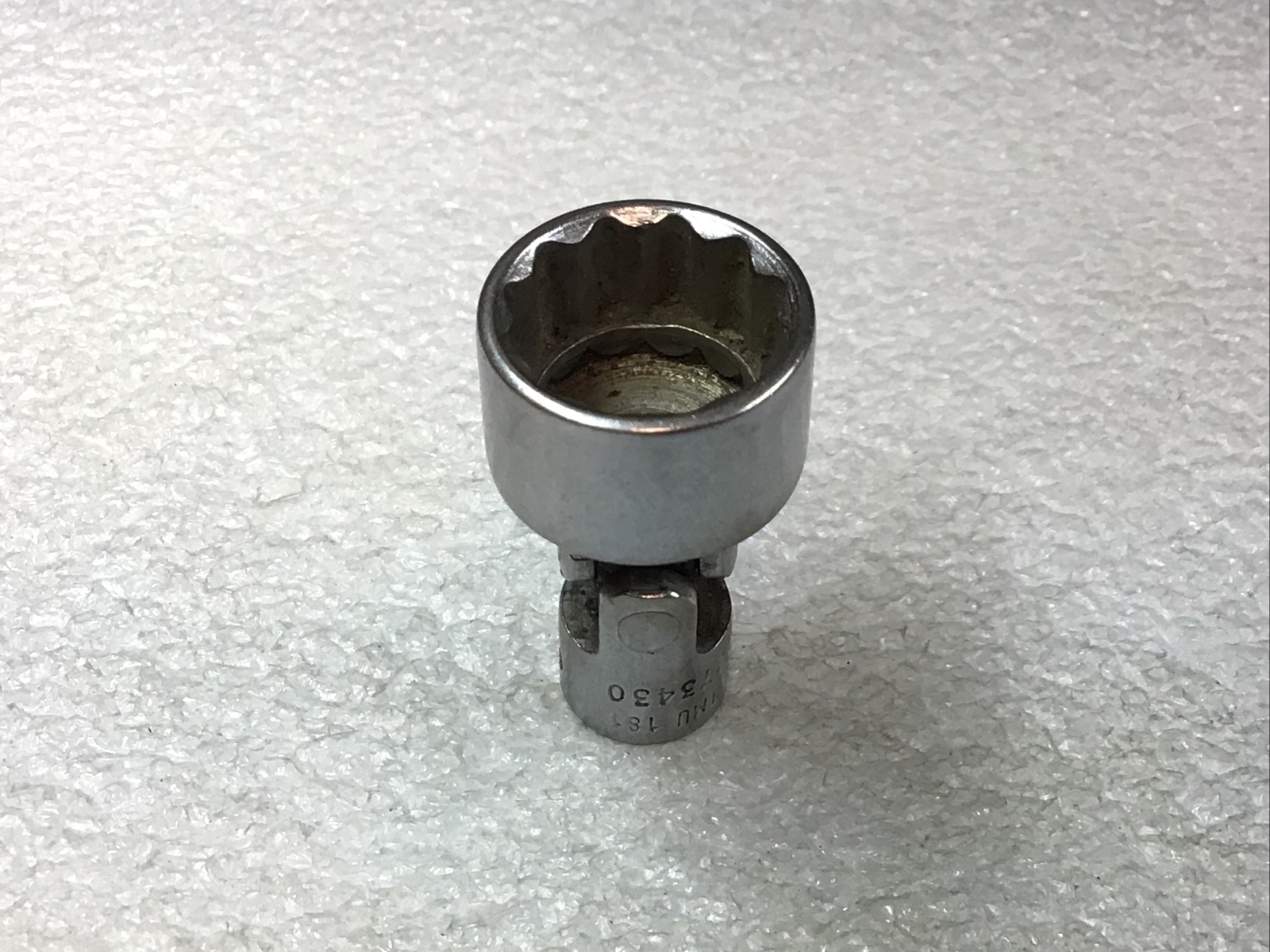 Snap On TMU181 – 9/16”, SAE, 1/4″ Dr., Chrome, 12Pt., Swivel Socket-USA-NICE-