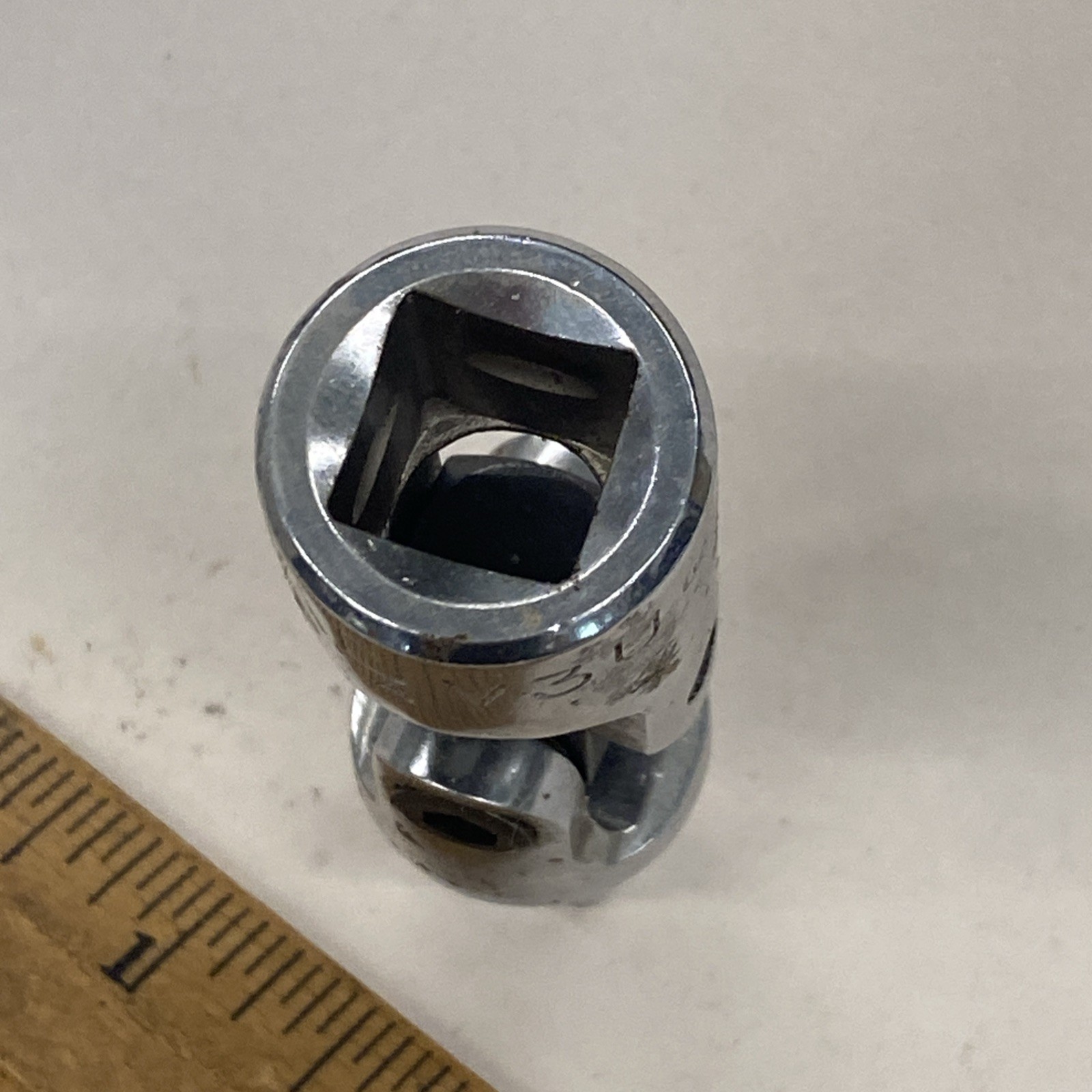 MAC Tools V3U, 1/2″ Drive Chrome Universal Swivel Adaptor Socket, USA Made M0745