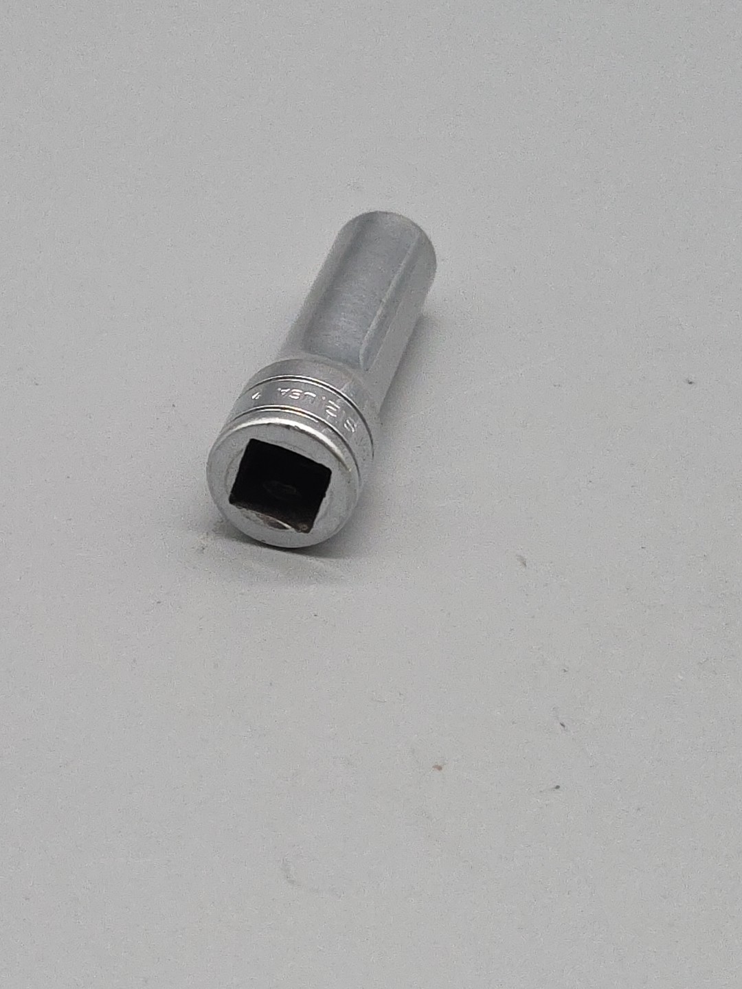 Snap-On Tools SFS121 3/8in. 3/8″ Drive 6 Point SAE Deep Chrome Socket USA