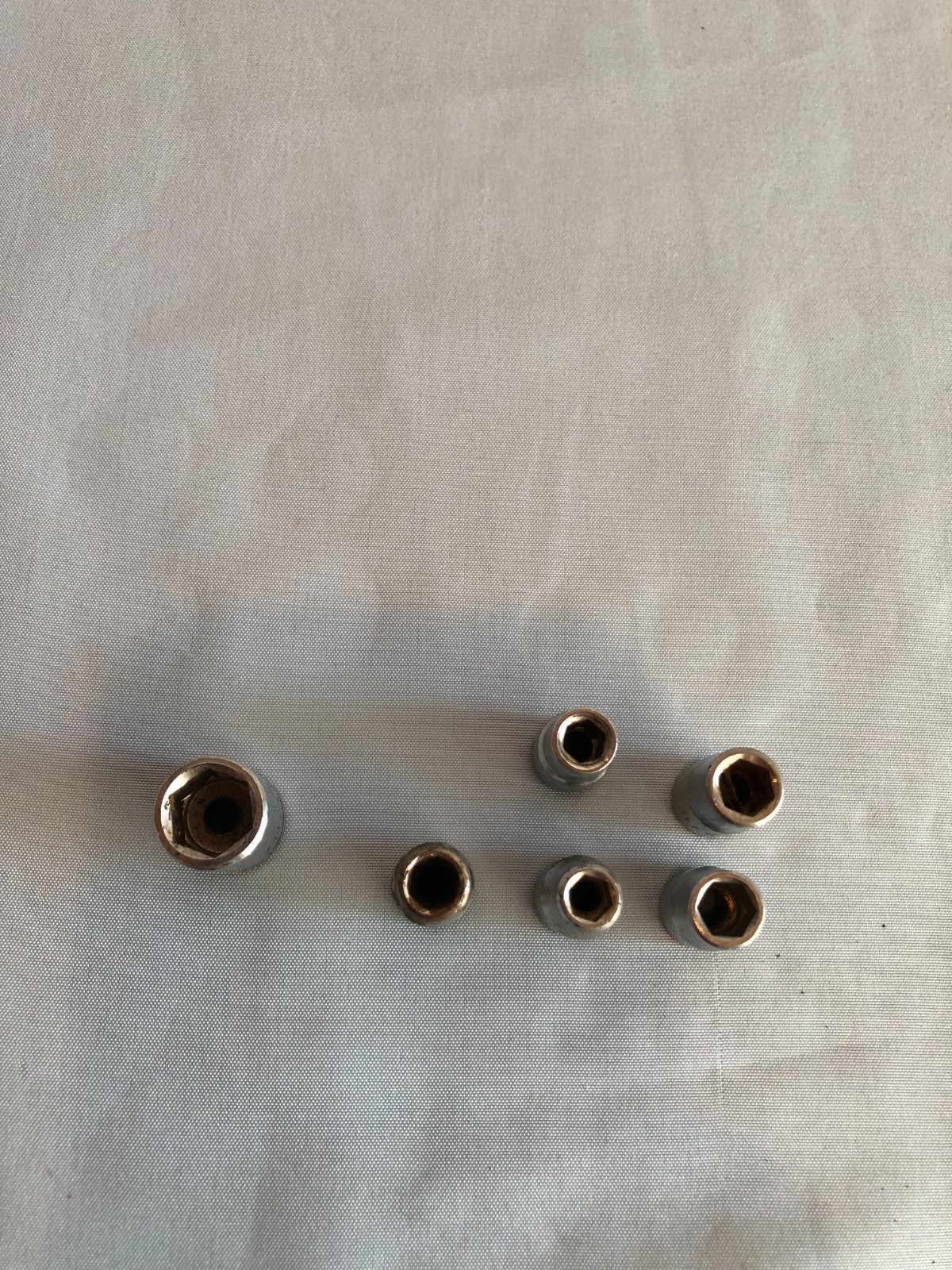 LOT of 6 Sockets – Various Sizes – SEE PICS #F12