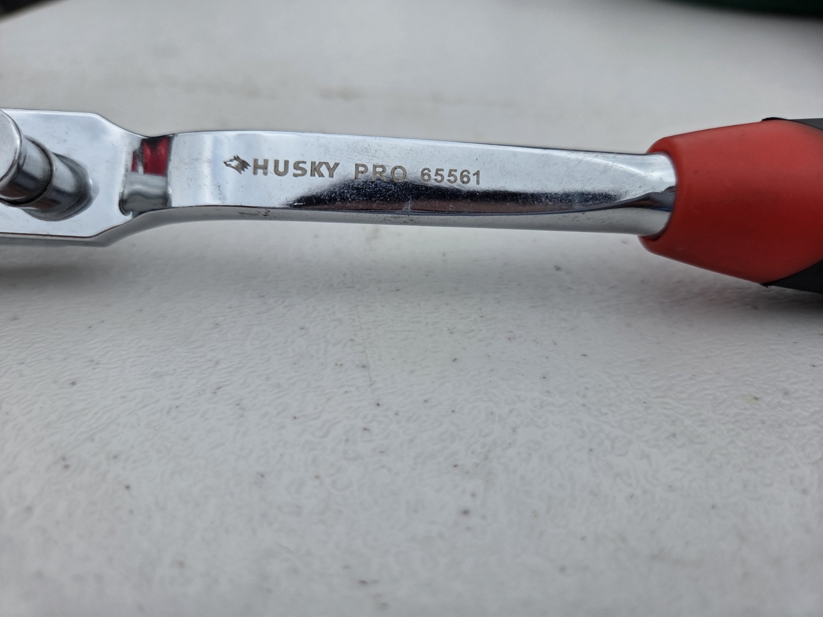​Husky Pro 65561 3/8″ Drive Flex Head Ratchet Wrench – Red/Black Comfort Grip