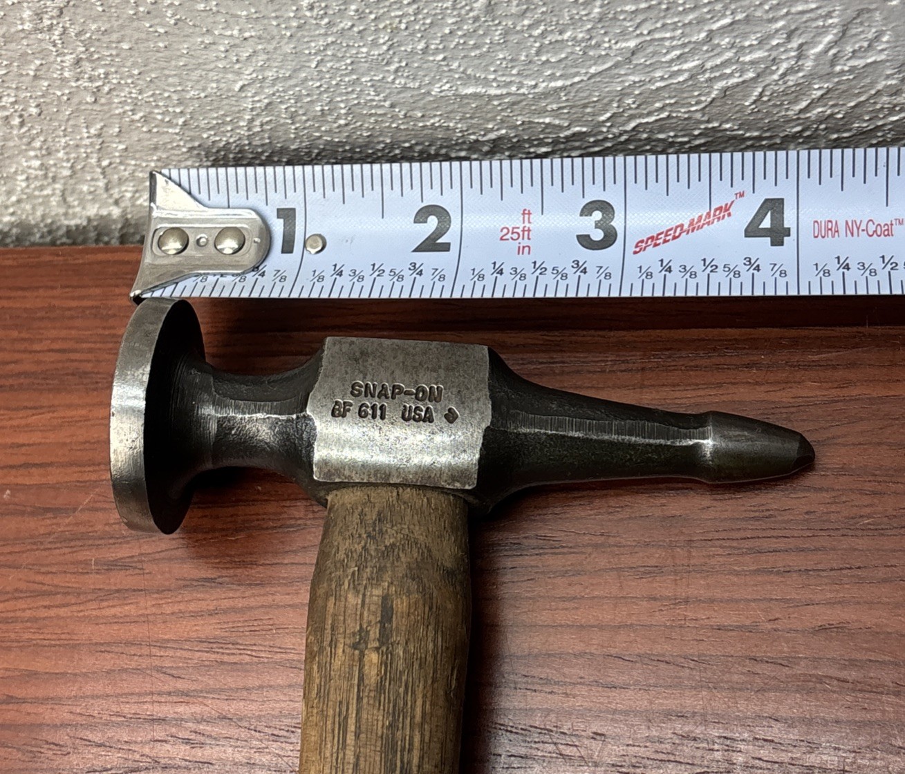 VINTAGE SNAP ON TOOLS BF611 AUTO BODY WOOD HANDLE SHORT PICK HAMMER