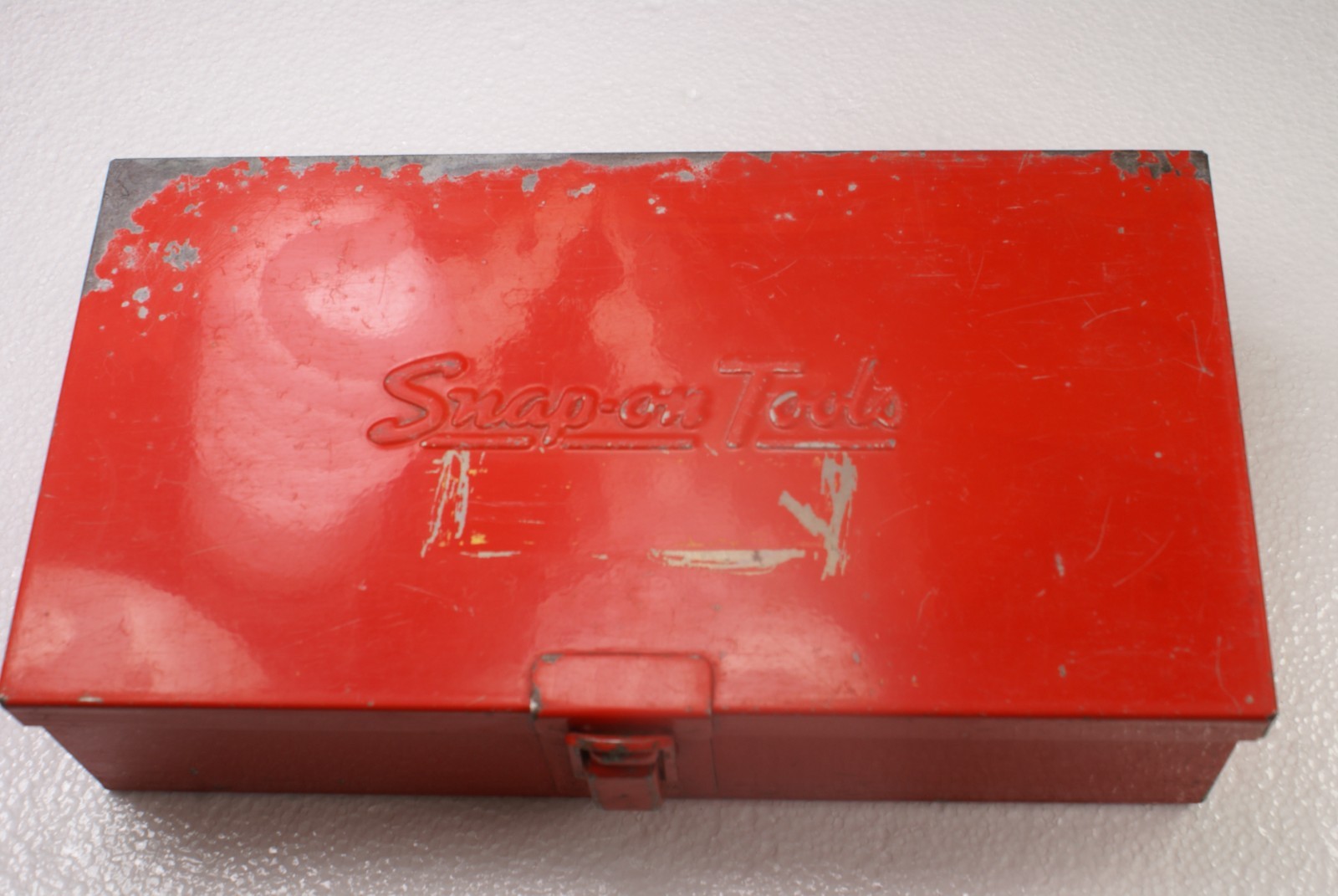 SNAP-ON TOOL SET OF 15 PC. CG-500 SAE STUD REMOVER AND RESETTER IN METAL CASE