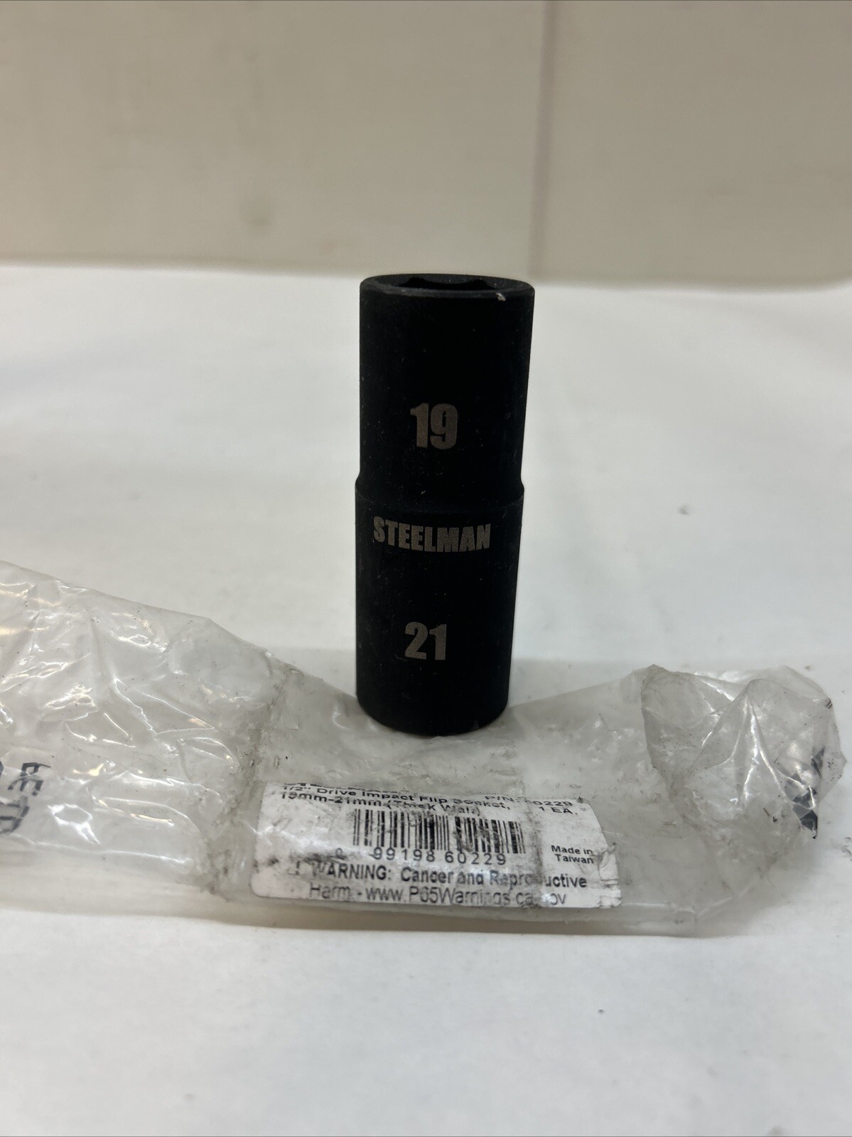 Steelman Pro 1/2 in. Drive 6 Point 19mm x 21mm Impact Flip Socket 60229