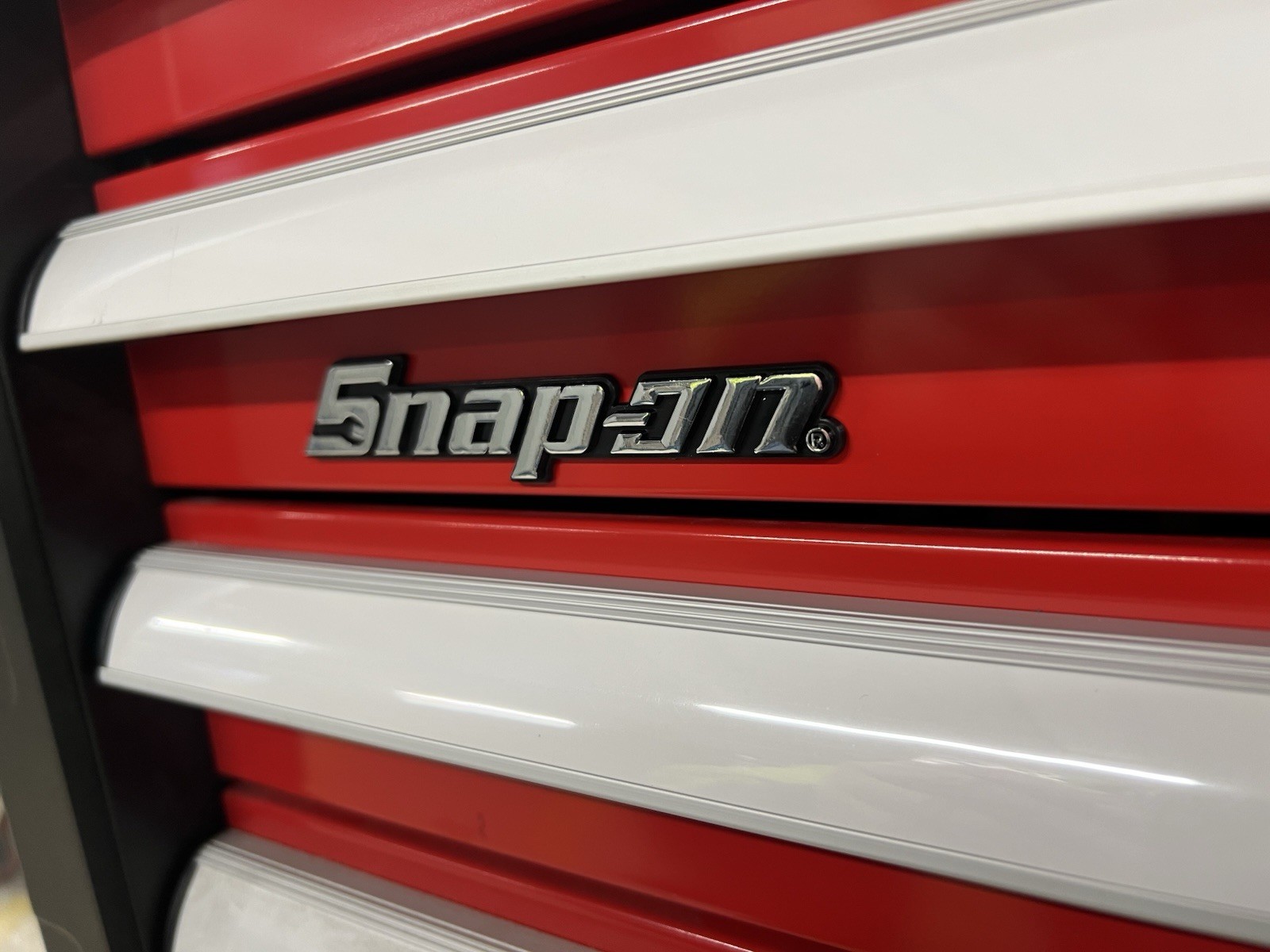 Snap On Tools METAL 3D Toolbox Roll Cab Chrome Badge Emblem Sticker Decal logo.