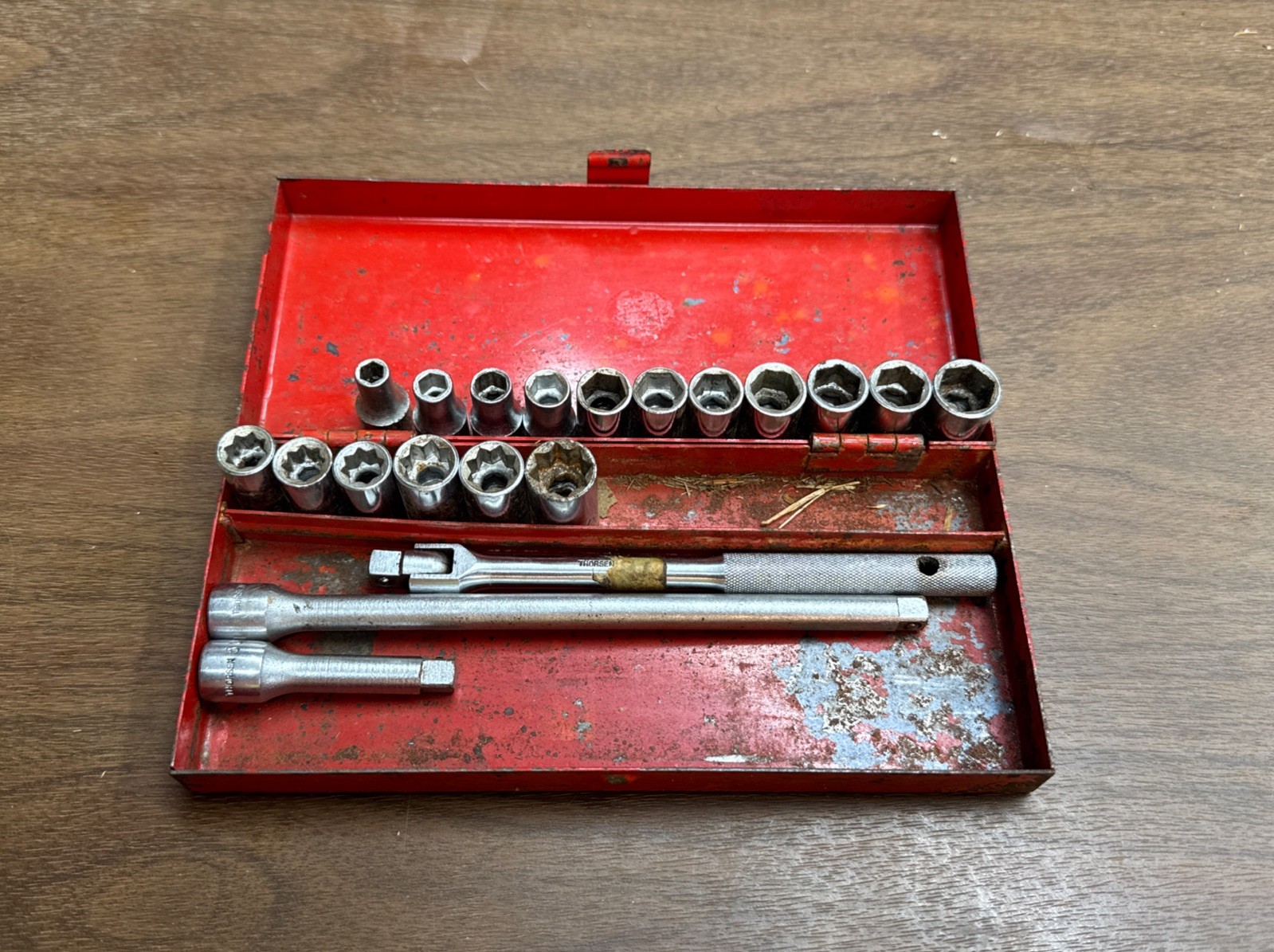 VINTAGE THORSEN 1/4″ DRIVE BREAKER BAR SOCKET SET W CASE