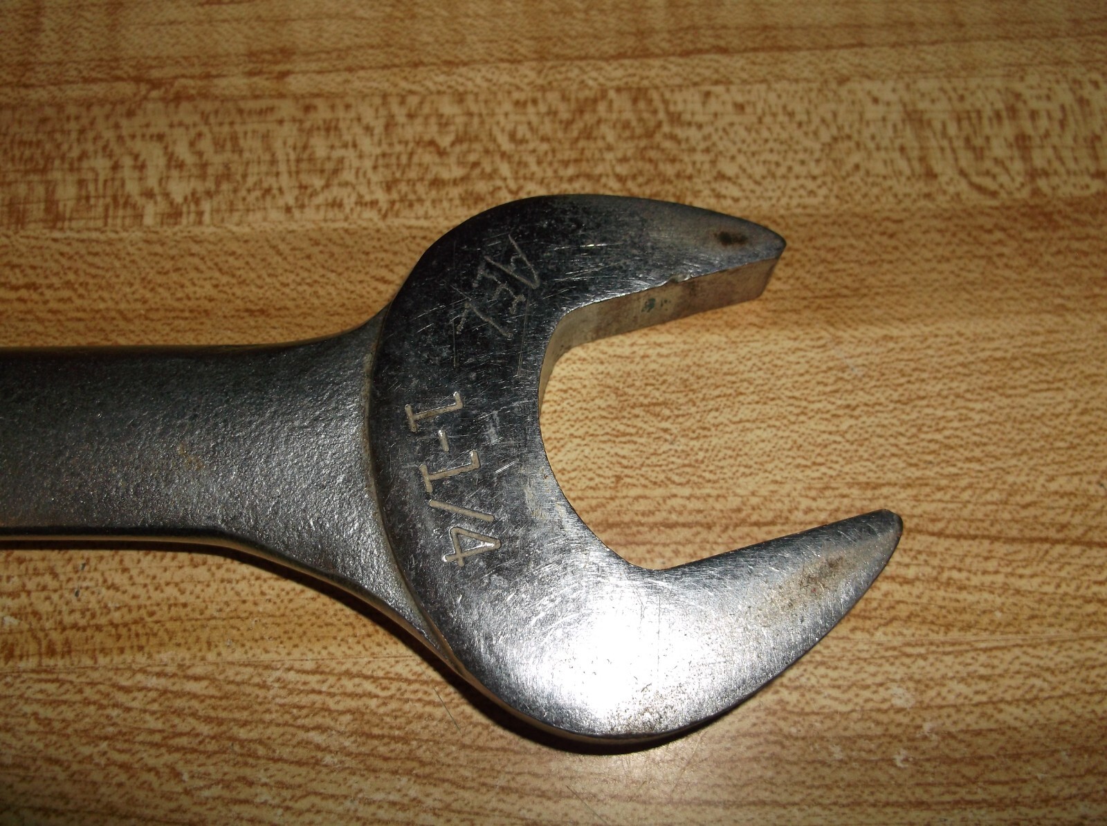 Craftsman Tools 1-1/4″ SAE Combination Wrench 12 Point -V- 44708 Forged In USA